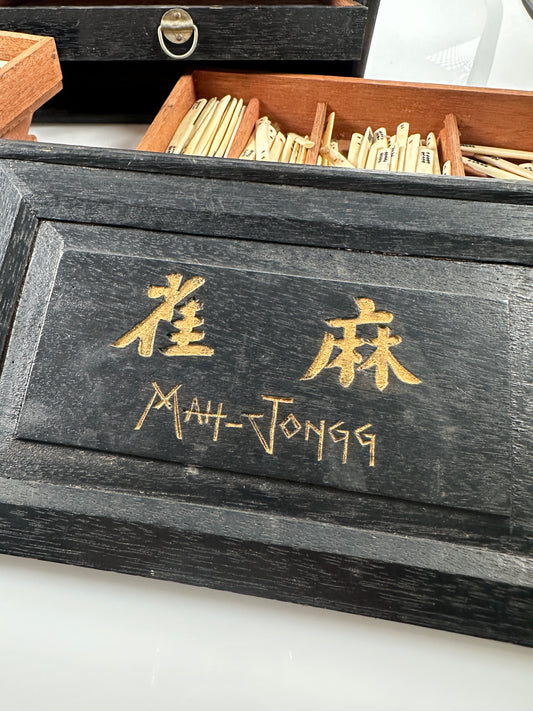 Vintage Chinese Mahjong Ma-Jong Set Tongue & Groove Thick Tile