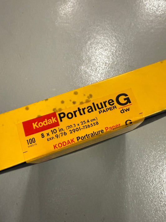 Kodak Portralure G DW Paper - 8x10, 100 sheets, SEALED double weight