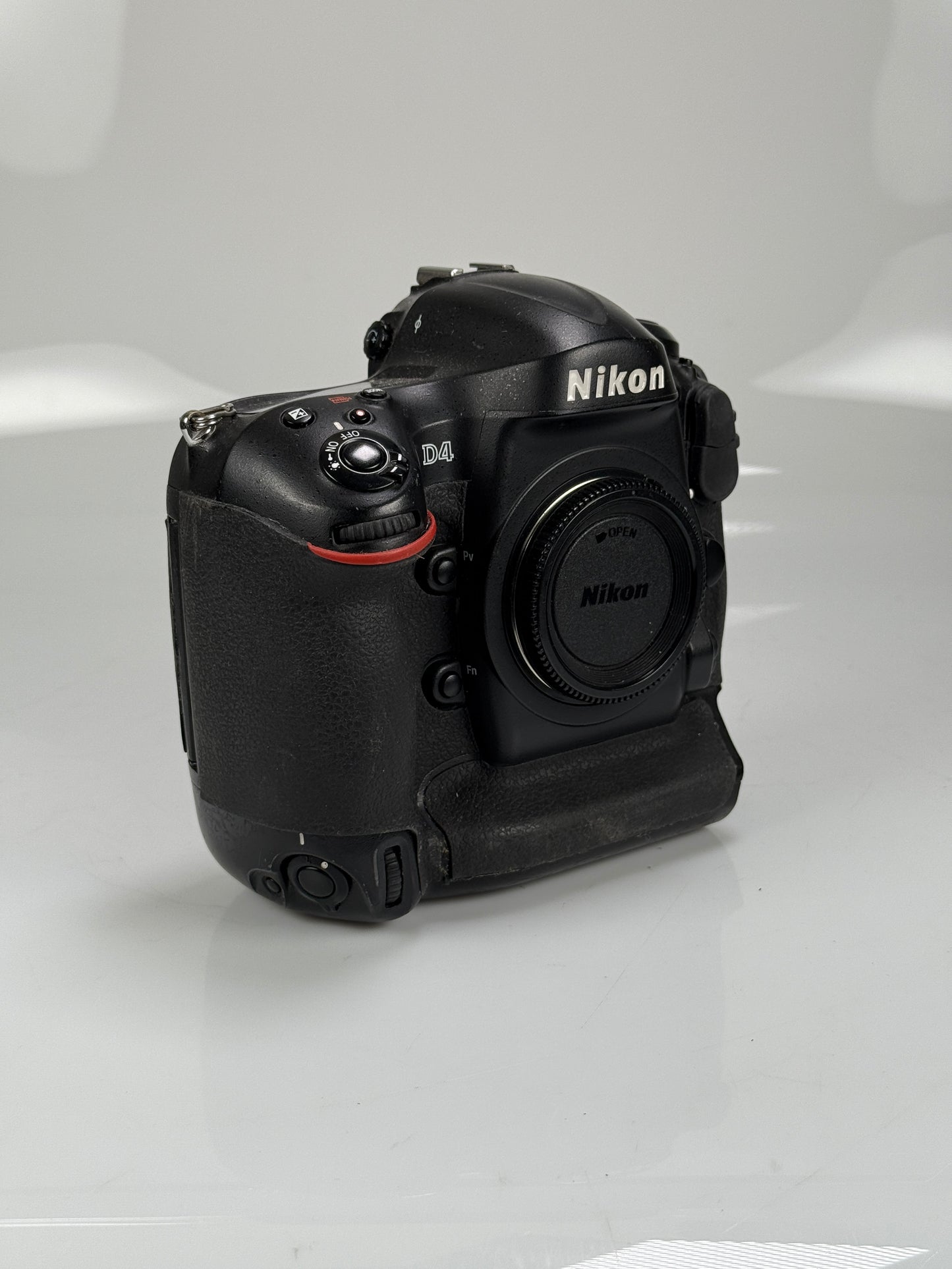 Nikon D4S DSLR 16.2MP Digital Camera Body full frame
