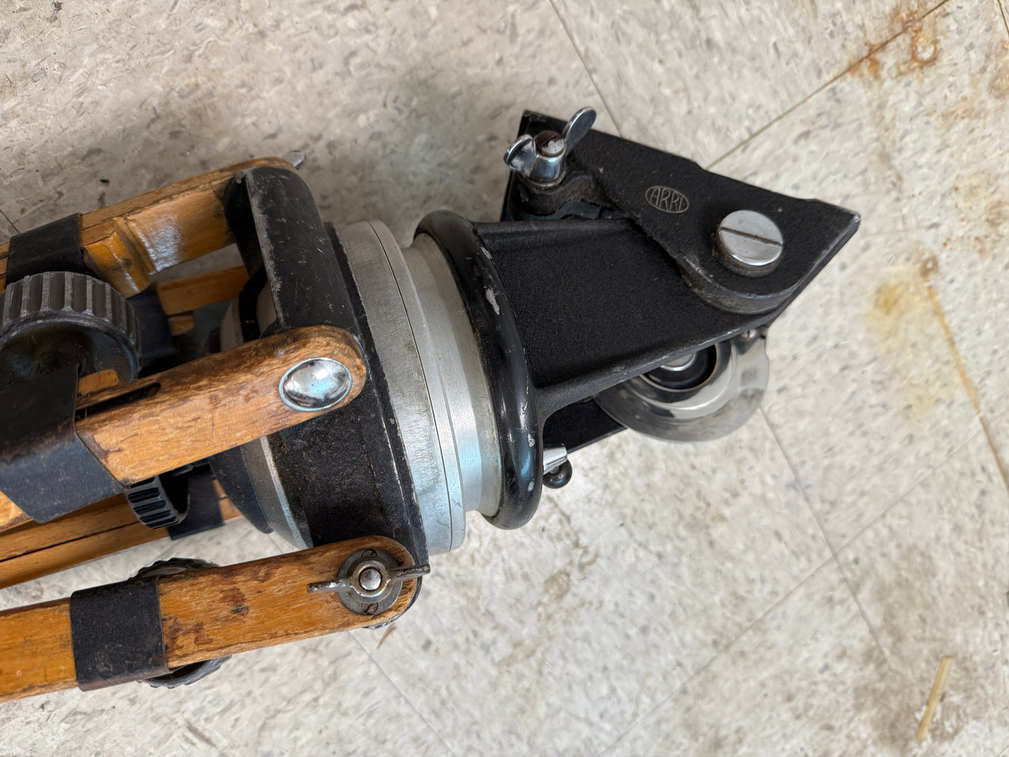 Arri wooden tripod with tilt head RARE vintage short