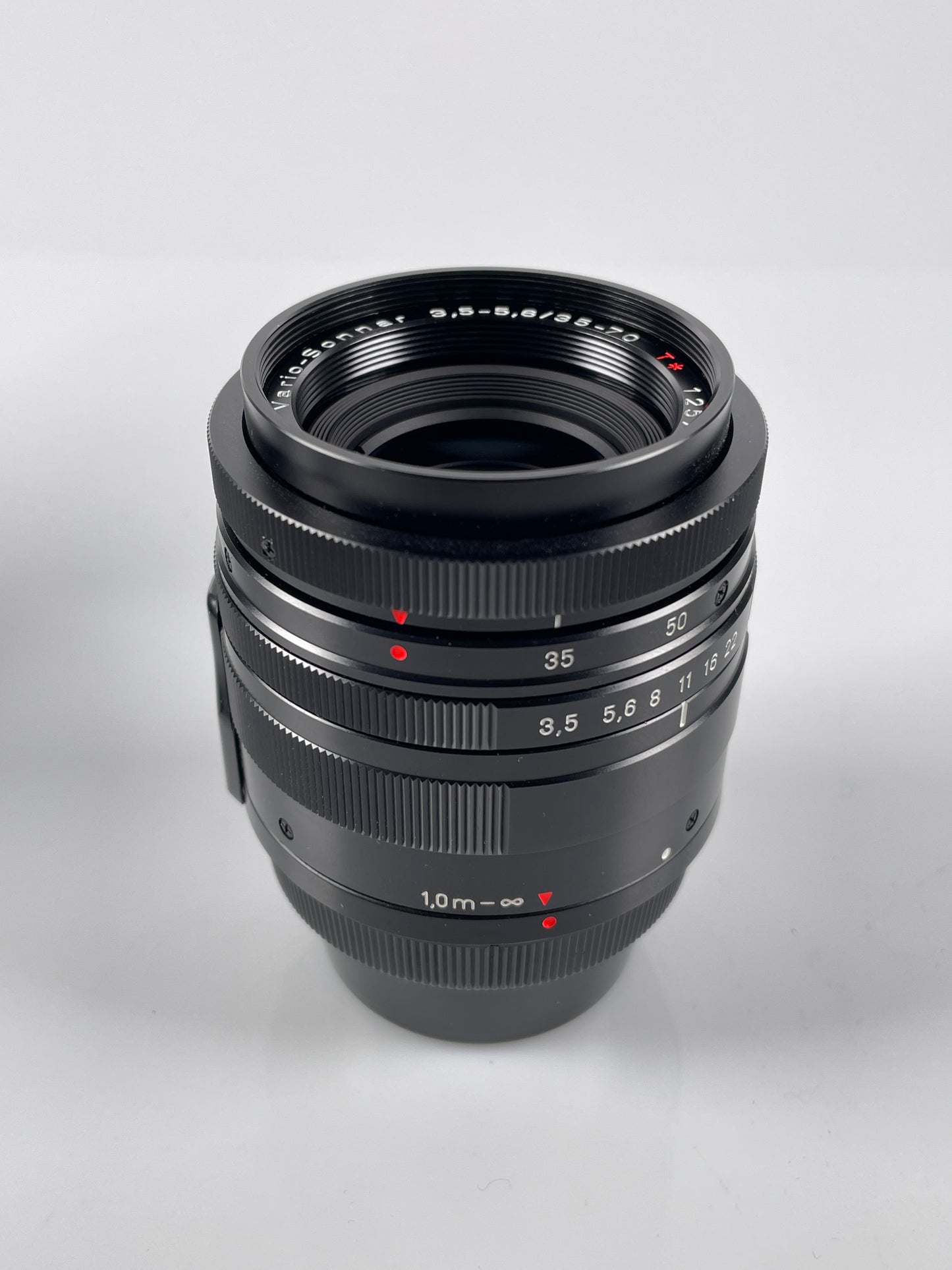 CONTAX Carl Zeiss Vario Sonnar T* 35-70mm F/3.5-5.6 G Lens G1/G2 Black