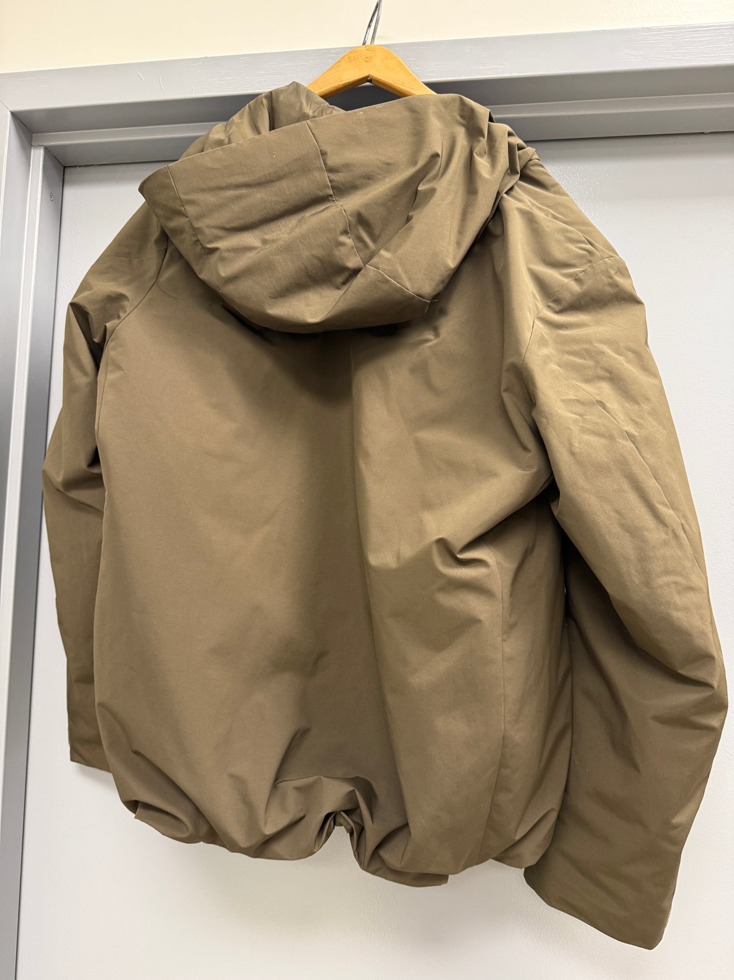 UNIQLO Hybrid Down Parka M Hooded Water-Repellent Jacket Men’s Medium