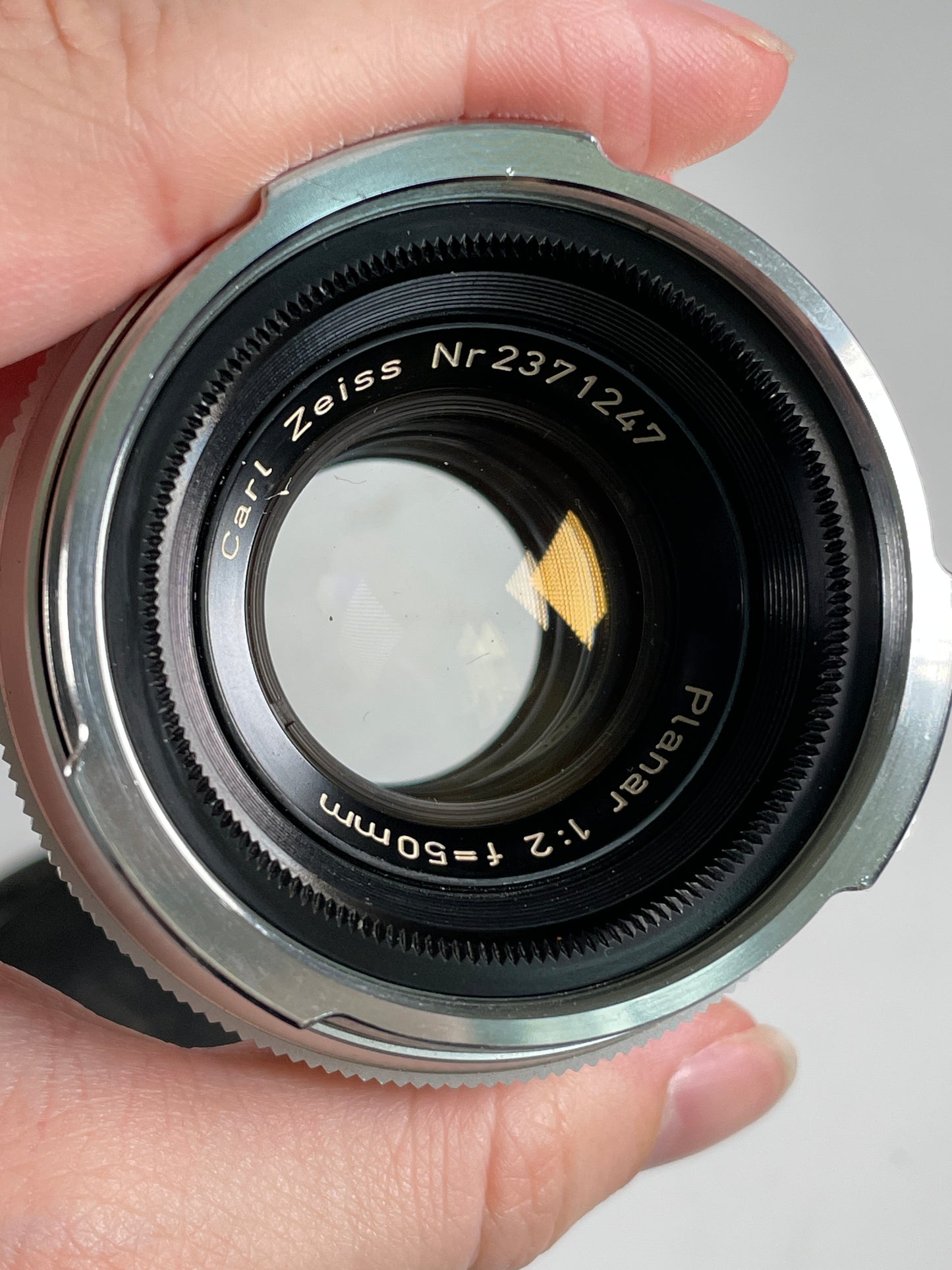 Carl Zeiss Planar 50mm f2 Contarex Mount chrome silver