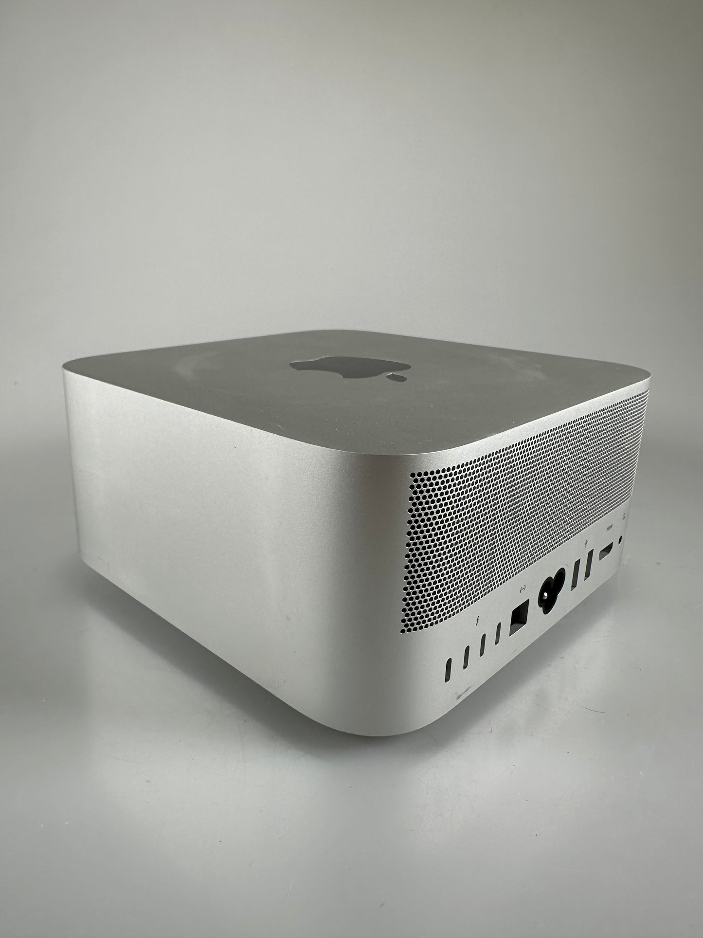 Apple Mac Studio 3.2GHz M1 Max 10-Core 32GB 1TB SSD 24-Core GPU