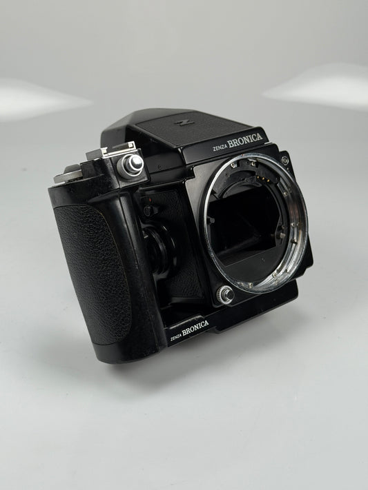 Zenza Bronica ETRS Medium Format Film Camera, prism Finder grip