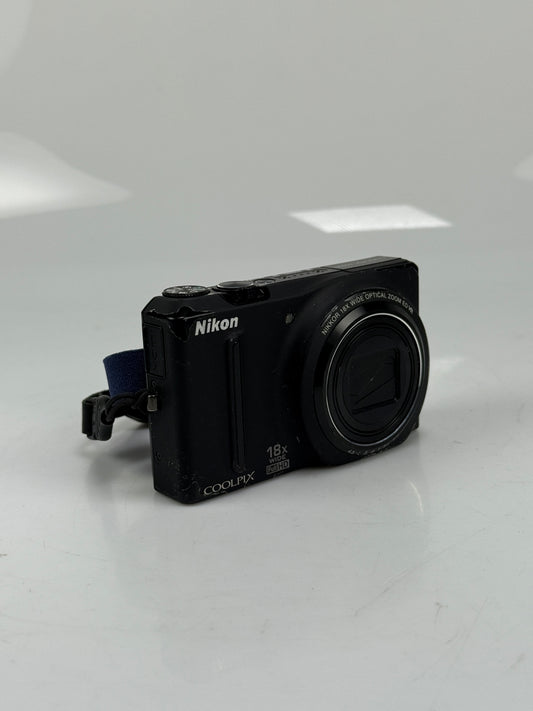 Nikon COOLPIX S9100 12.1 MP Compact Digital Camera | Black