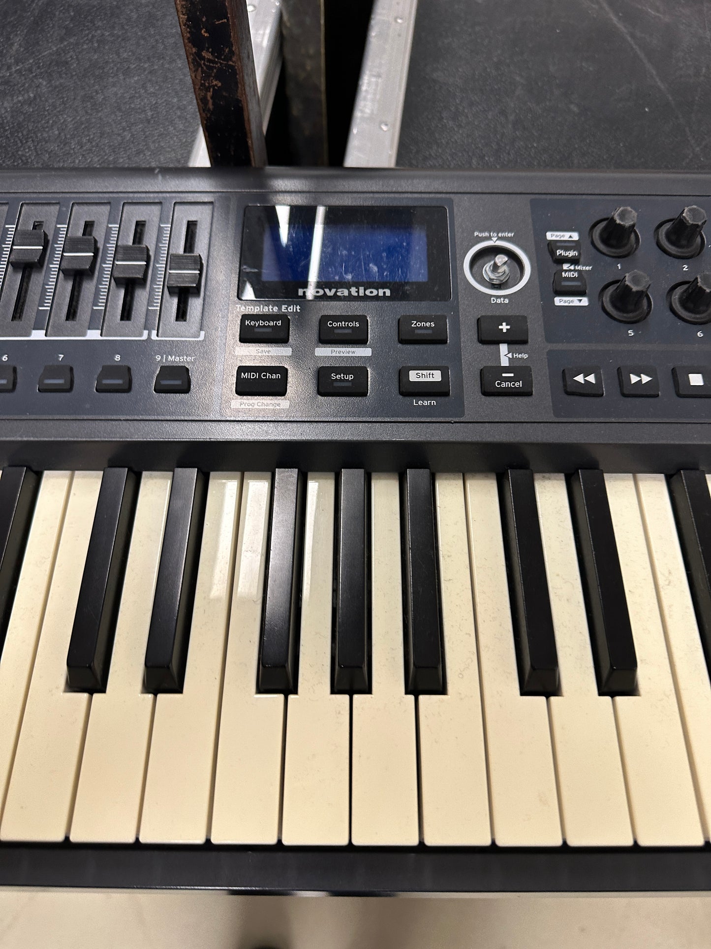 Novation Impulse 49 USB MIDI Controller Keyboard (49 Keys)