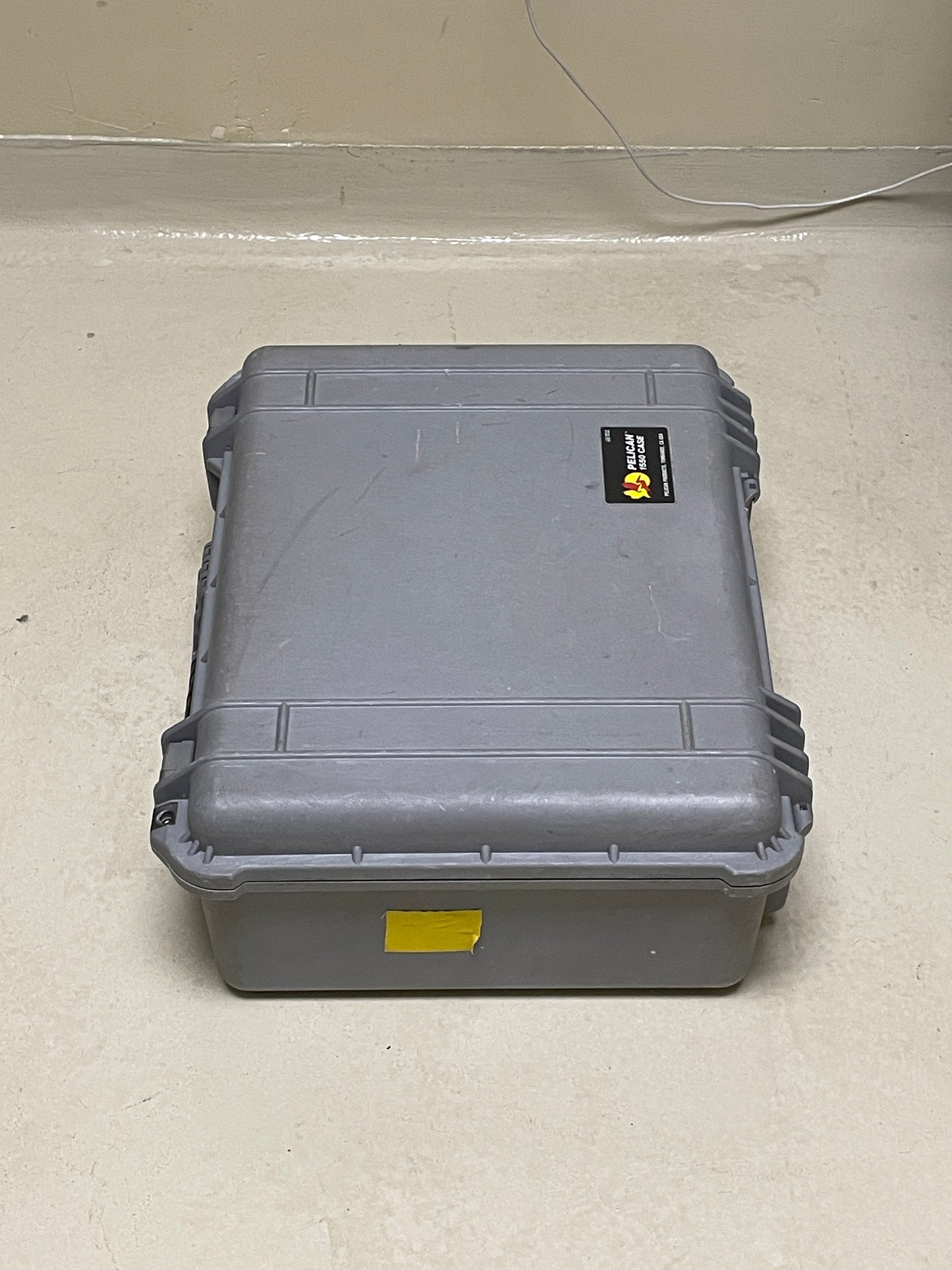 Pelican 1550 Protector Case 20.7 × 17.2 × 8.4" grey Water Tight