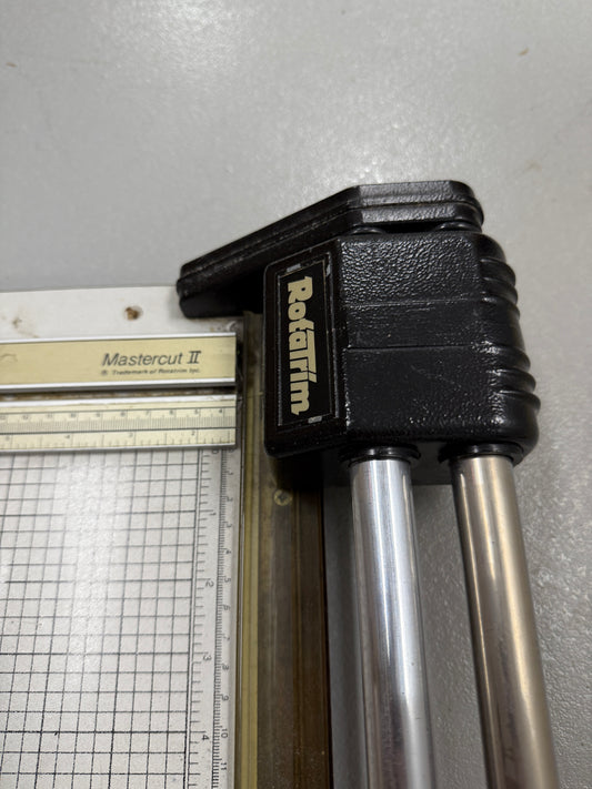 Saunders RotaTrim Mastercut II 2 / Professional Paper Cutter Trimmer