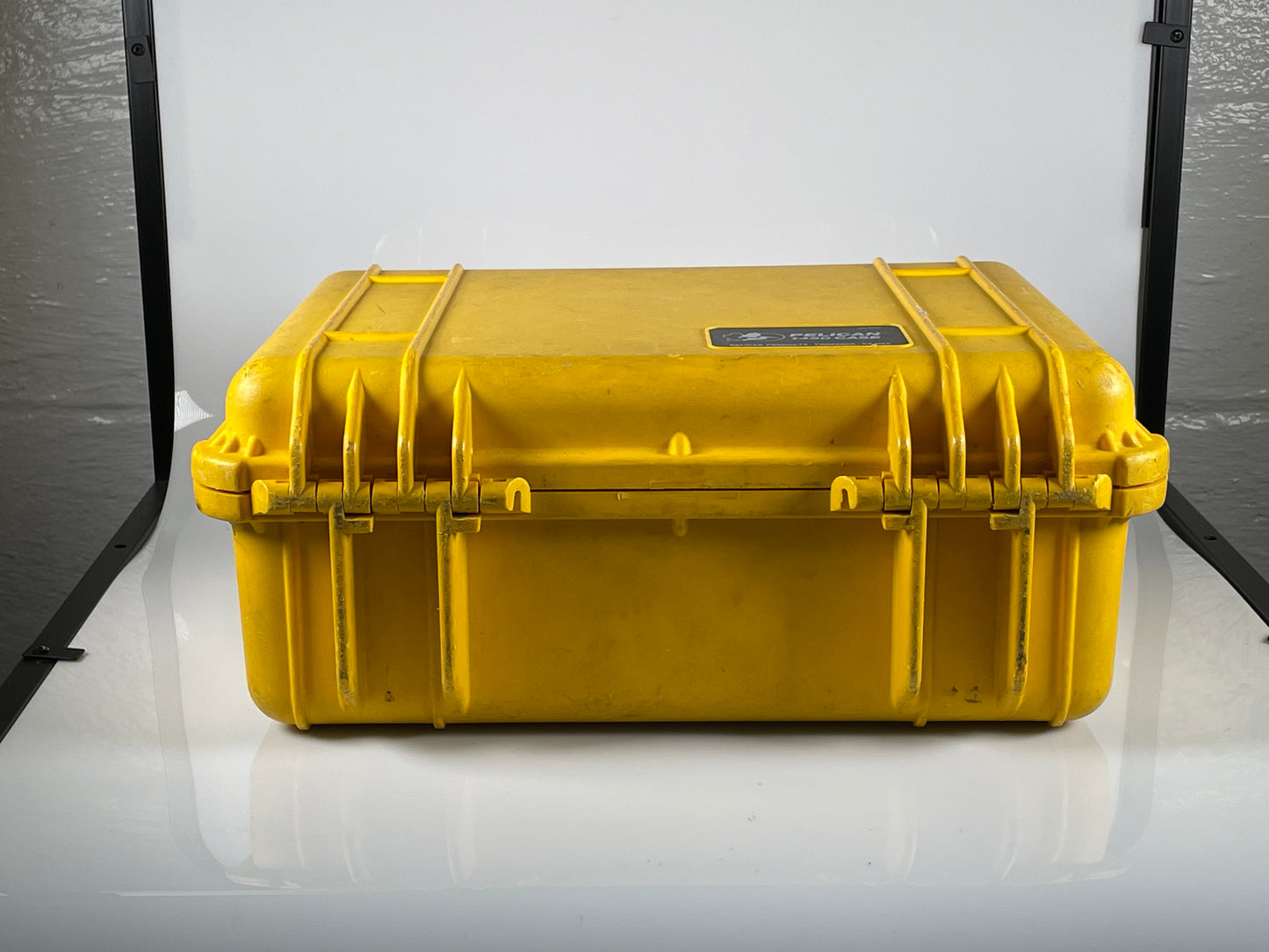 Pelican 1450 Hard Case (Yellow)