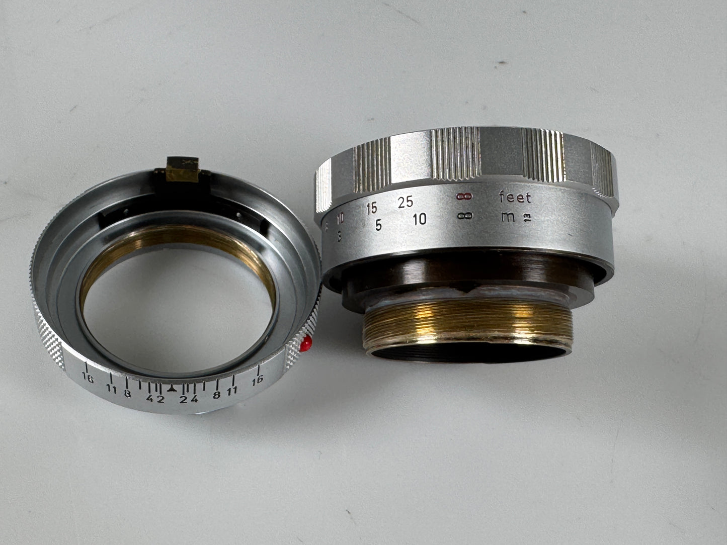 LEITZ Leica Summilux M 50mm F1.4 E43 Chrome Lens Scalloped