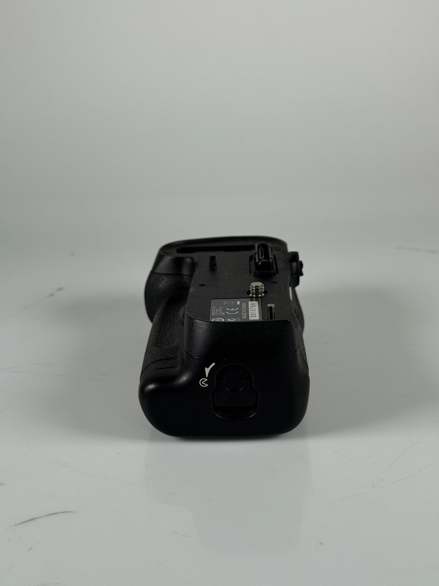 Genuine OEM Nikon MB-D12 Battery Grip for D800/D800E/D810/D810A