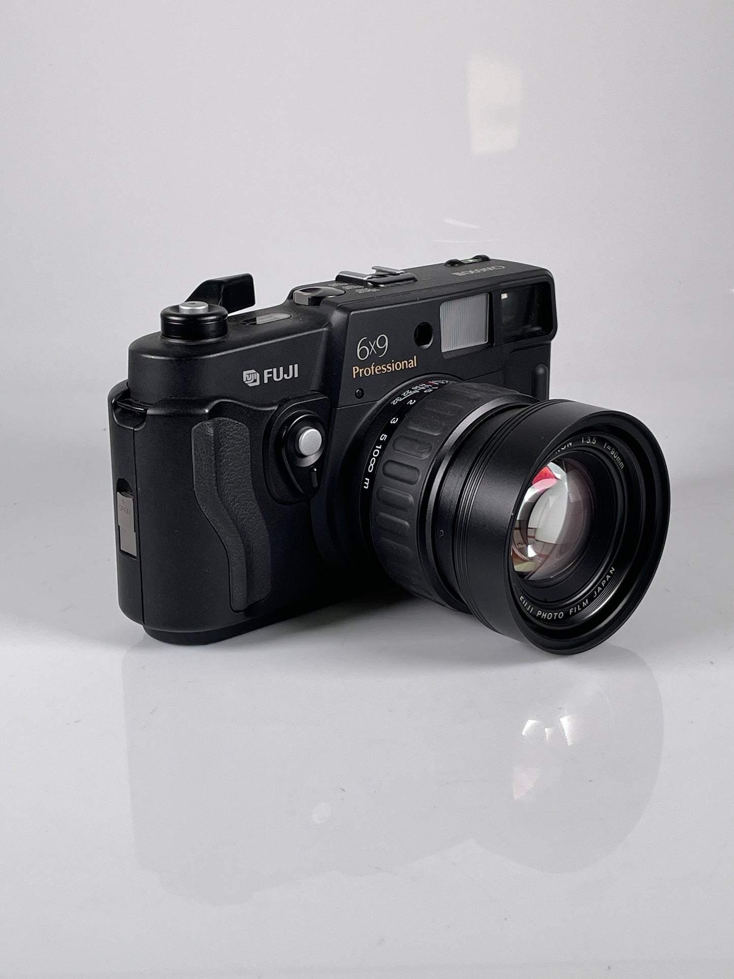 Fuji Fujifilm GW690 III 6x9 Film Camera 90mm F3.5 Lens