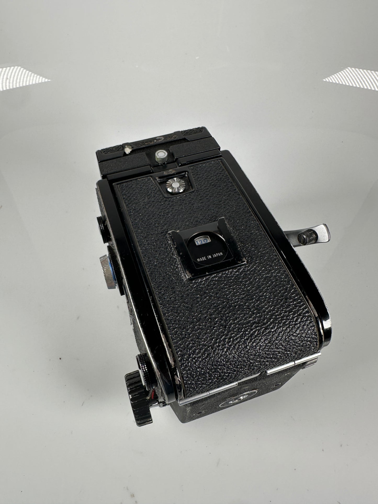 Mamiya C330 Pro F TLR medium format Film camera with waist level