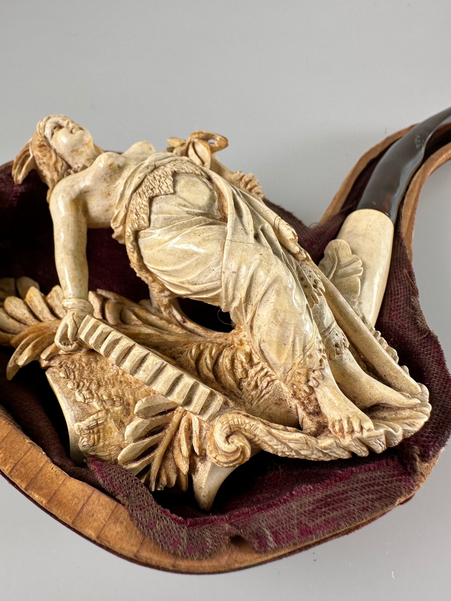 Meerschaum Handmade carved Pipe Ocean, seashell, woman