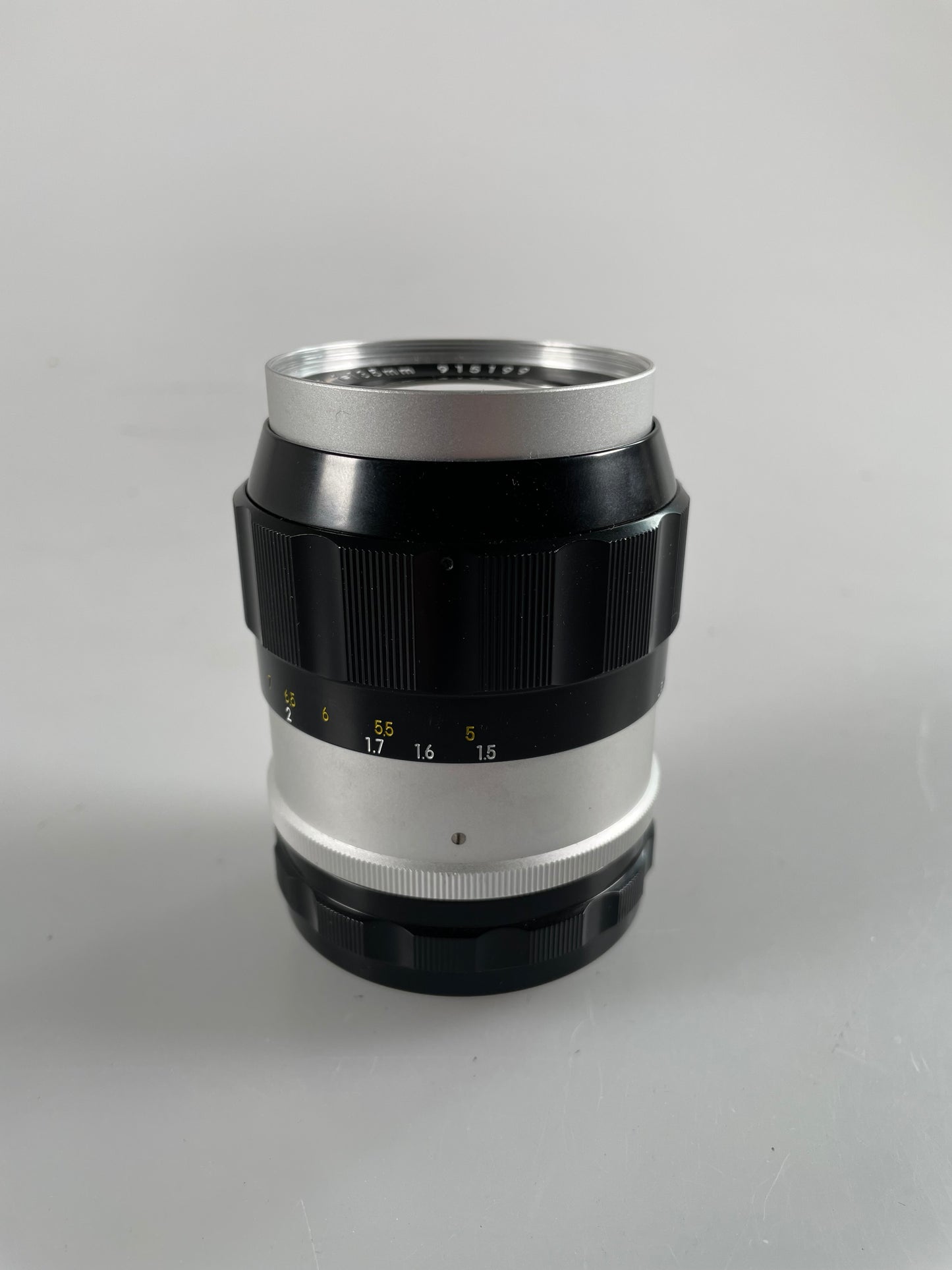 Nikon Nikkor Q Non-AI 135mm f3.5 Lens