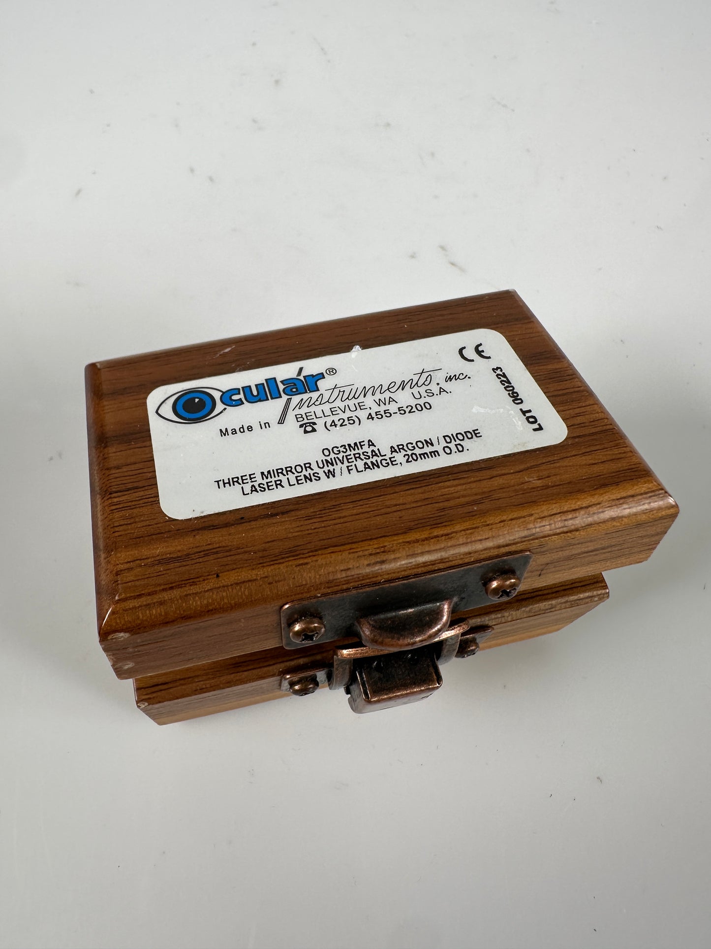 OCULAR INSTRUMENTS Three Mirror Universal Laser 18mm OD Lens with case