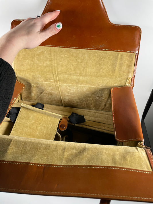 Nikon FB-11 Genuine Leather Compartment Case Bag