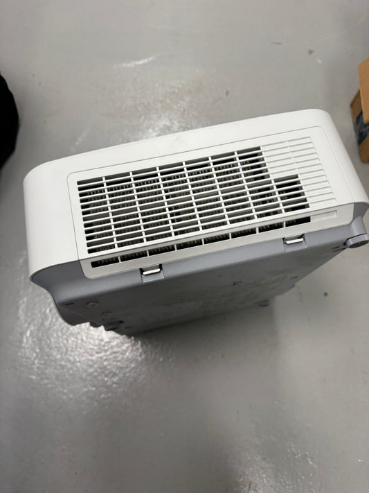 NEC Model: NP-P474U Projector