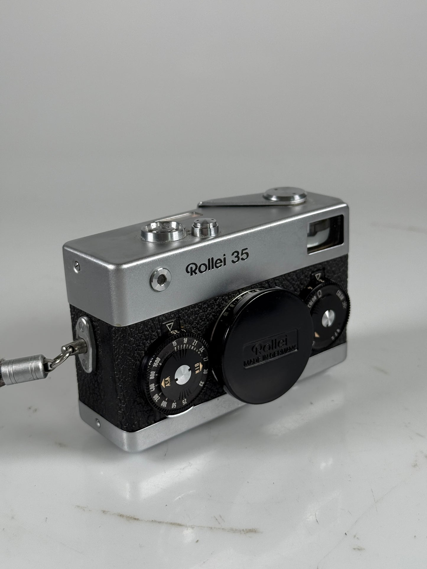 Rollei 35 Film Camera w/ Carl zeiss Tessar 40mm F3.5 Chrome Silver Honeywell Germany