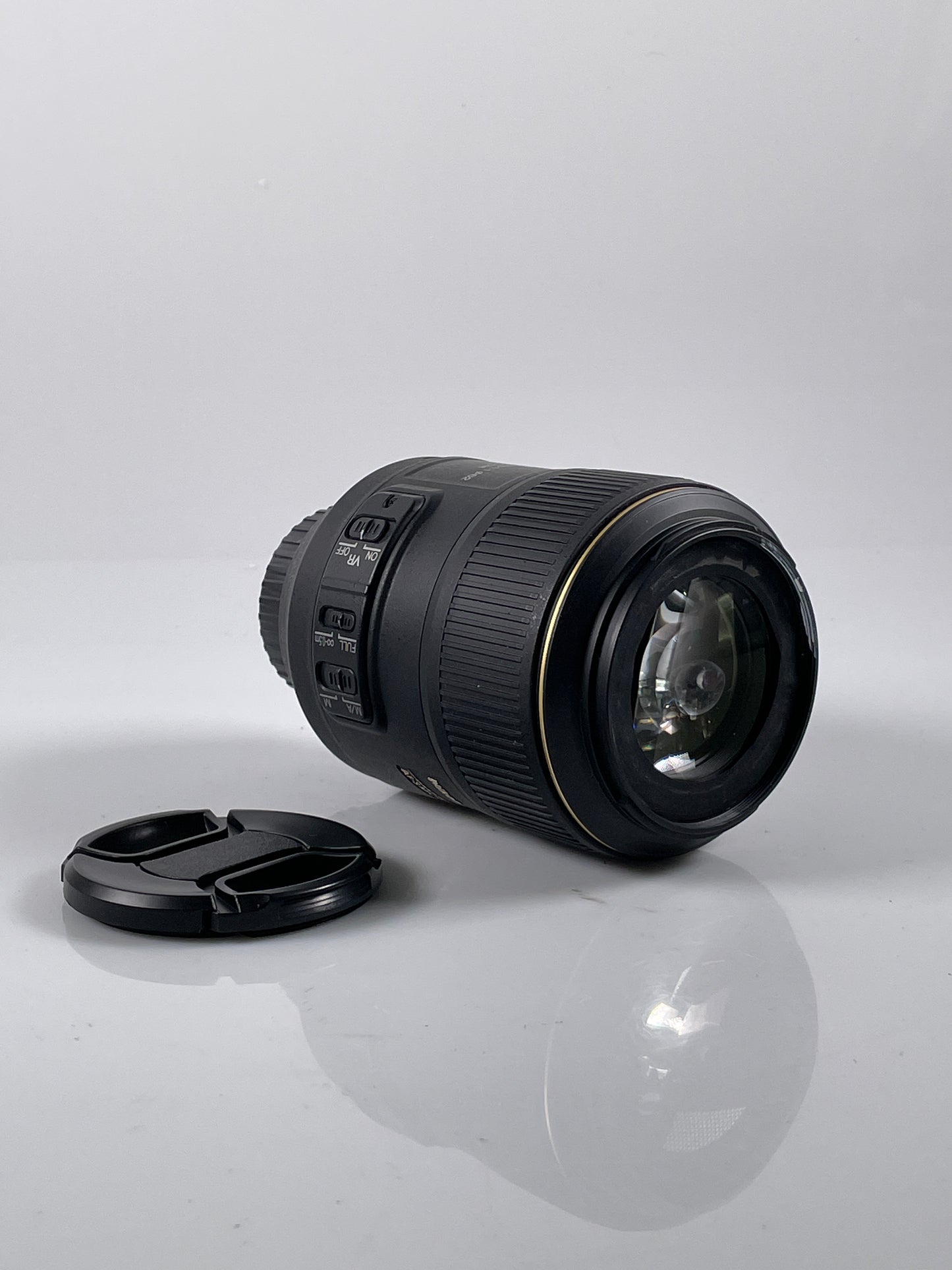 Nikon Nikkor AF-S 105mm f2.8 G VR Micro IF ED Lens AFS
