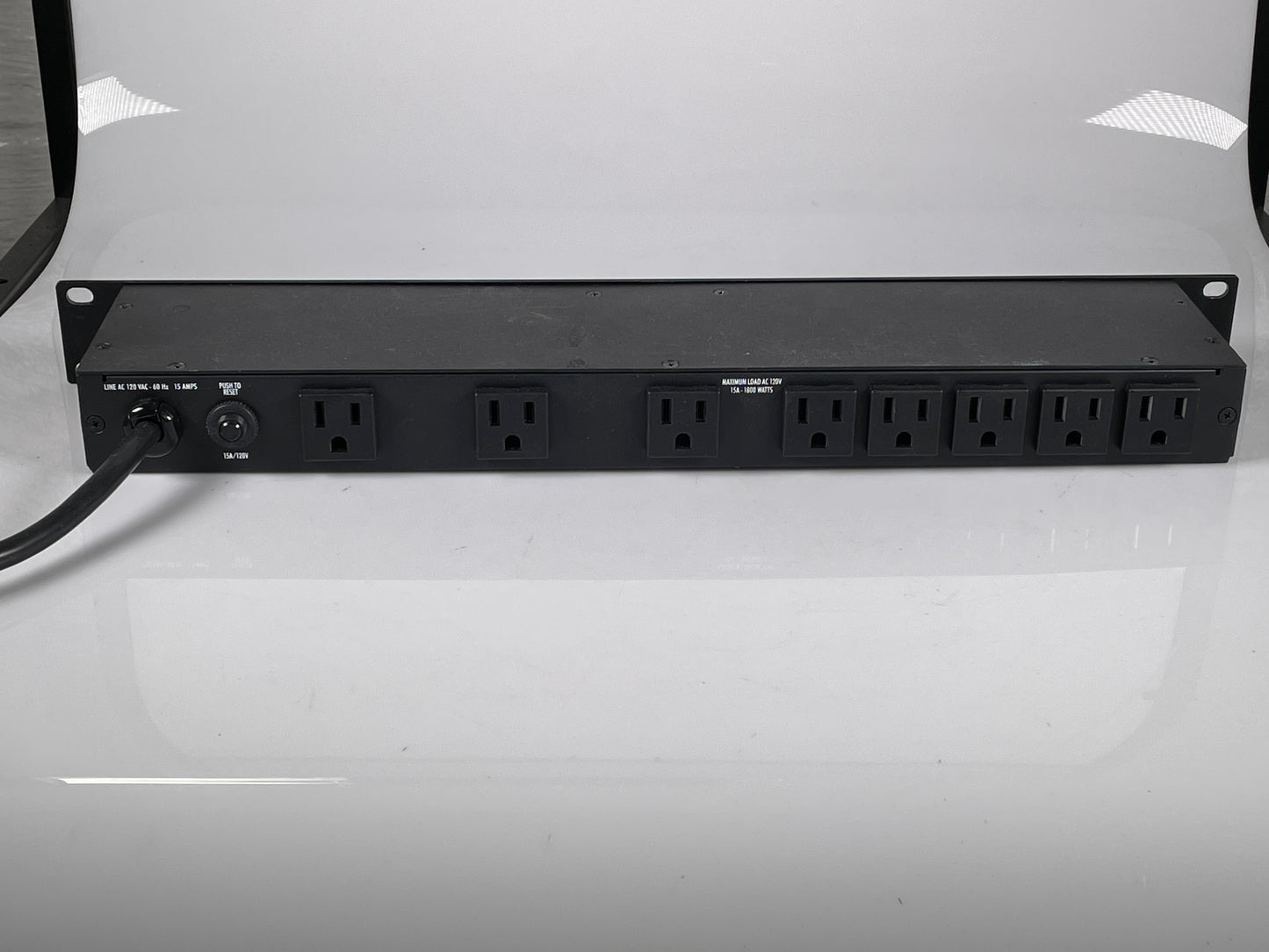 Furman M8X2 8 Outlet Power Conditioner and Surge Protector