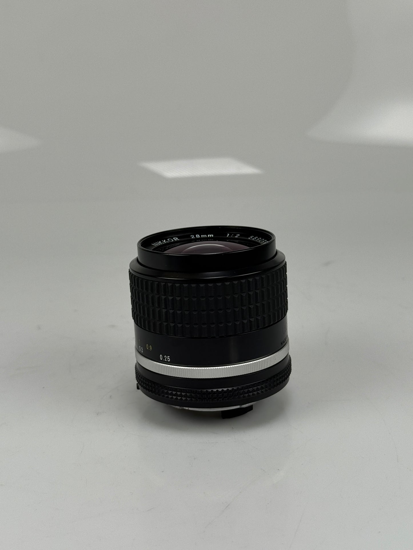Nikon Ais NIKKOR 28mm f2 MF Lens manual focus