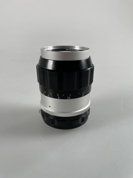 Nikon Nikkor Q Non-AI 135mm f3.5 Lens