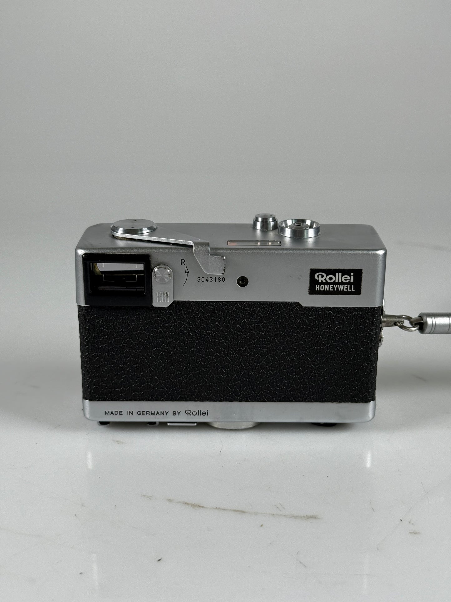 Rollei 35 Film Camera w/ Carl zeiss Tessar 40mm F3.5 Chrome Silver Honeywell Germany
