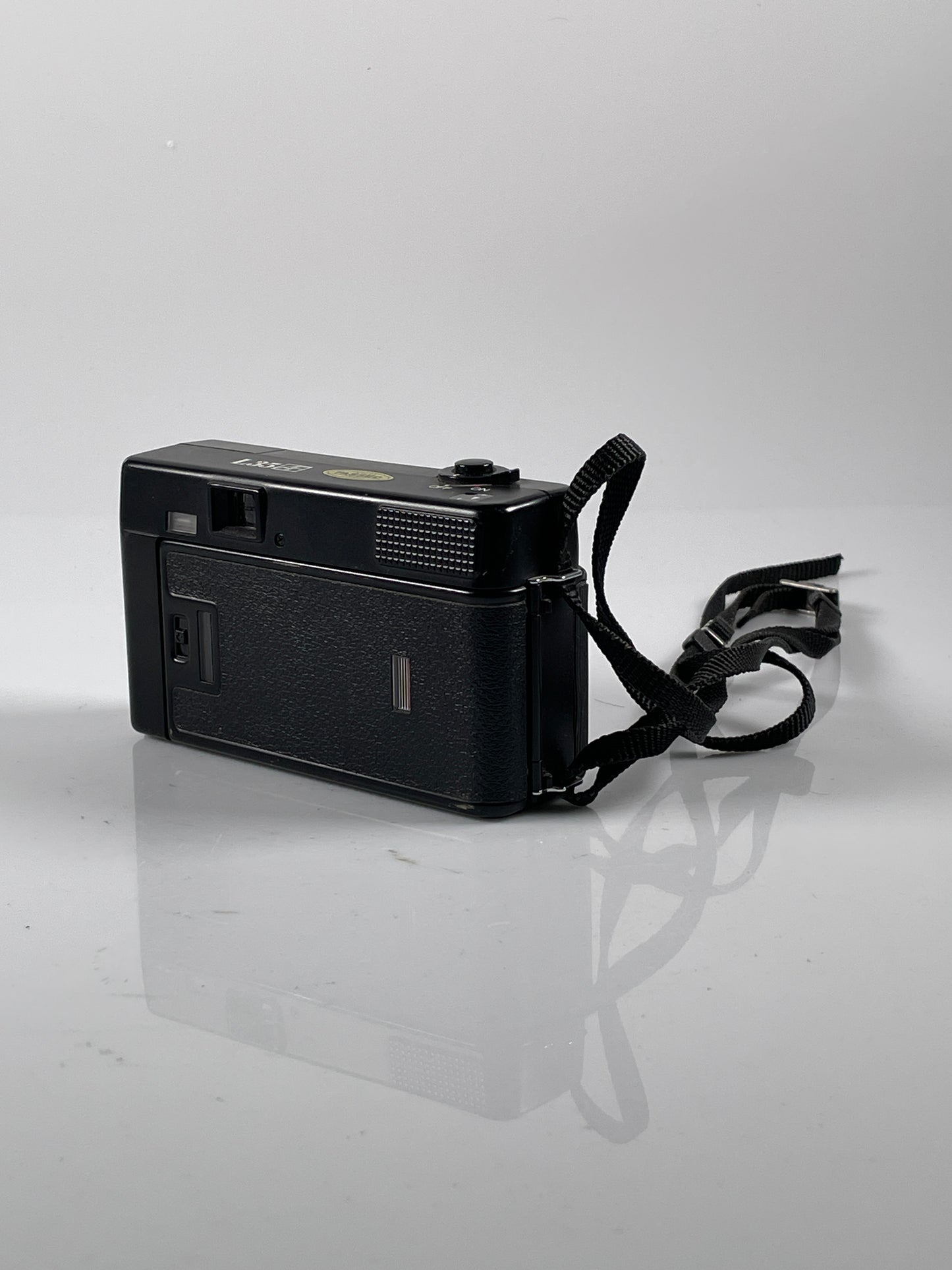 Nikon L35AF L35 AF point & shoot ISO 1000 Film Camera