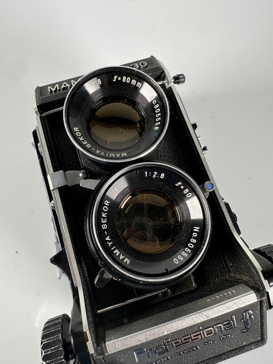 Mamiya C330 Pro F TLR medium format Film camera with waist level