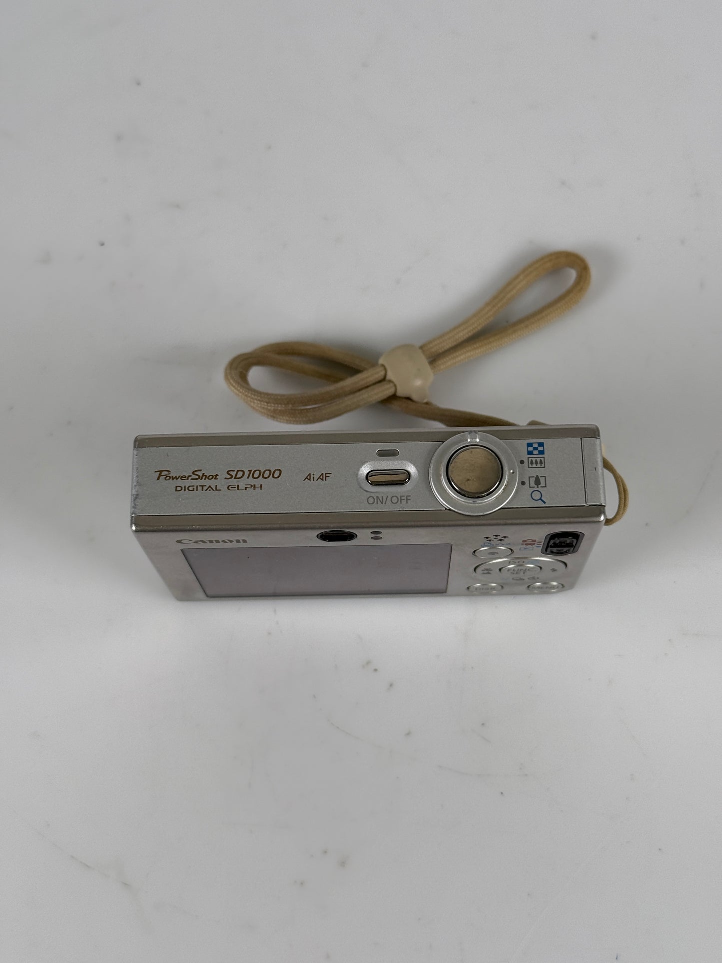 Canon PowerShot SD1000 7.1MP Digital Elph Camera w/3x Zoom Silver