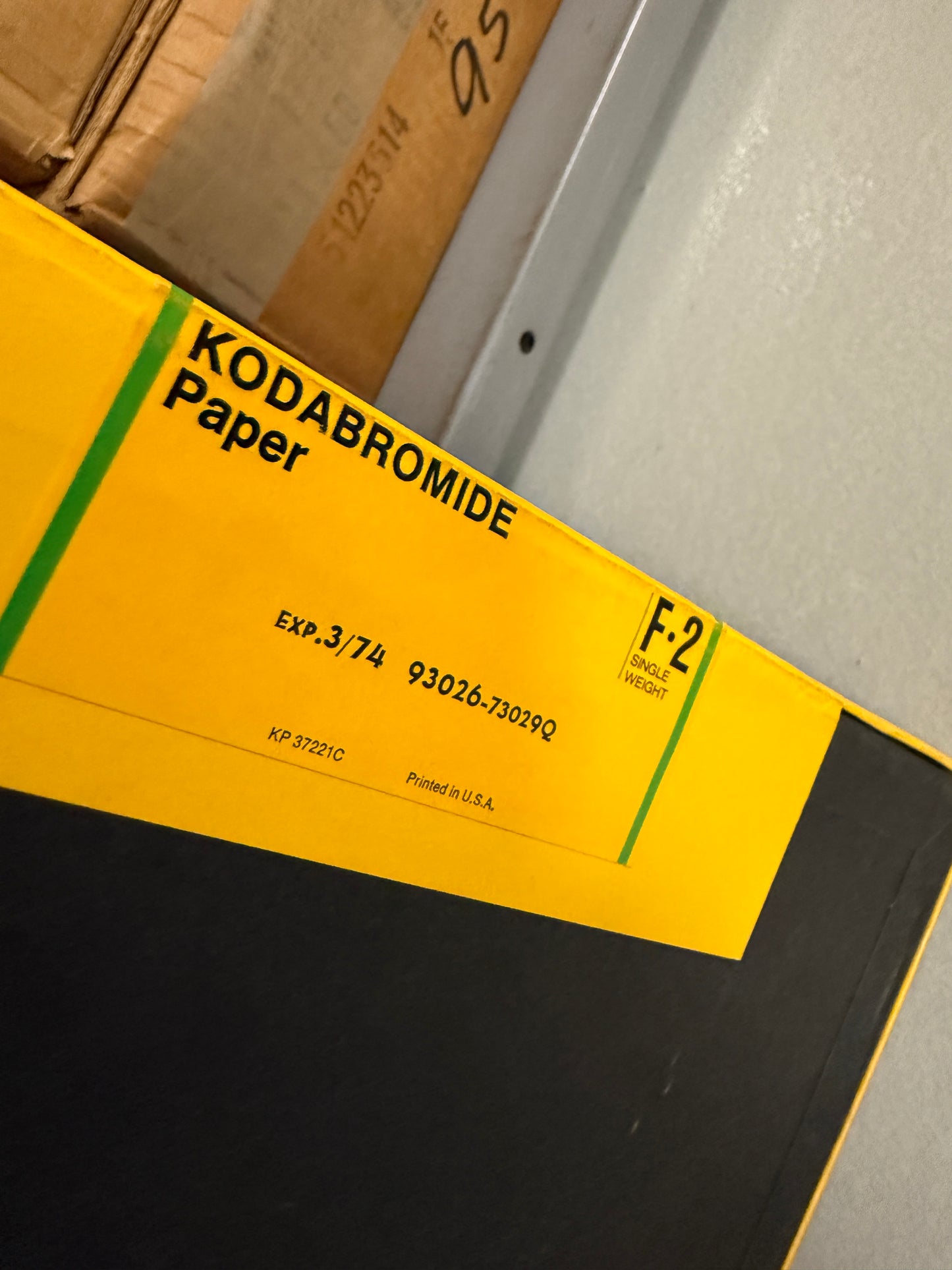 Kodak Kodabromide F2 Double weight Photo Paper 50 Sheets 16x20 inch