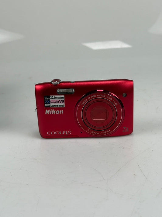 Nikon Coolpix S3500 20.1MP Digital Camera Red