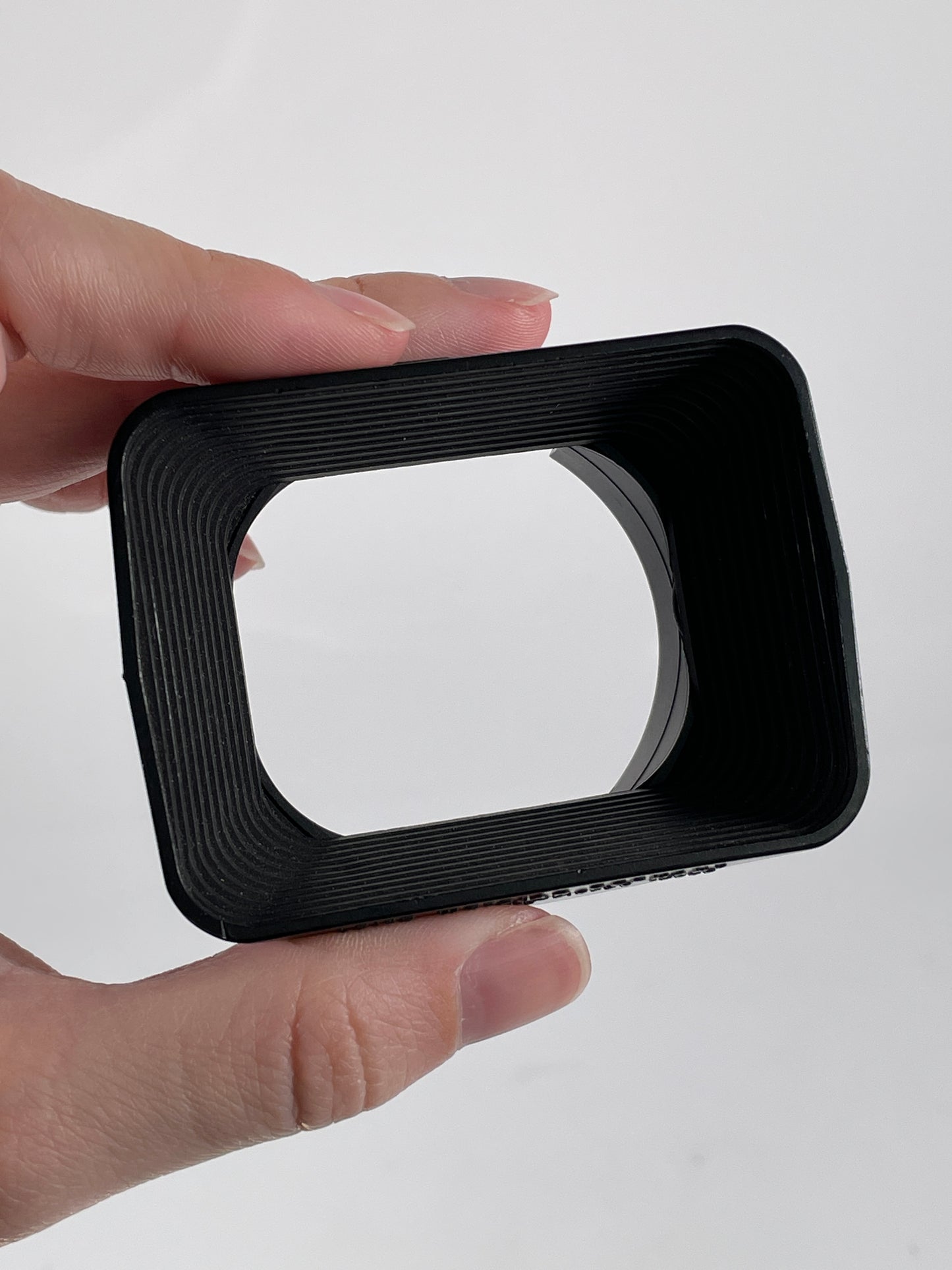 Leica 12509 VII Lens Hood for 35mm F2 and 35mm 2.8 R Lenses