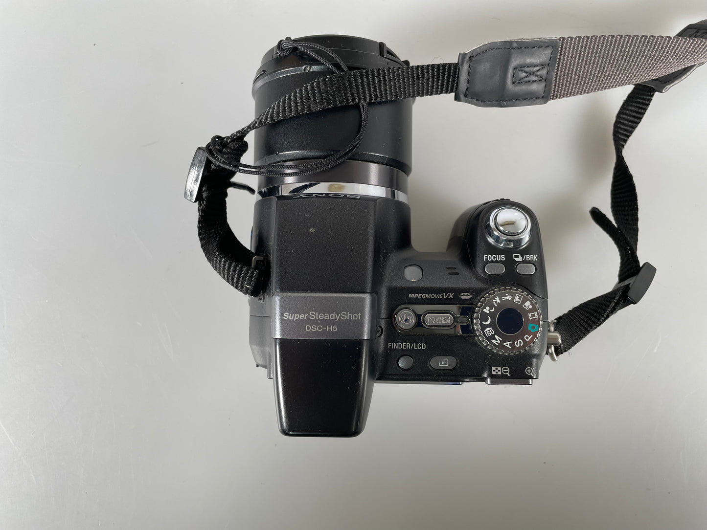 Sony Cyber Shot DSC-H5 Black 7.2 MP Digital Super Steady Shot Camera