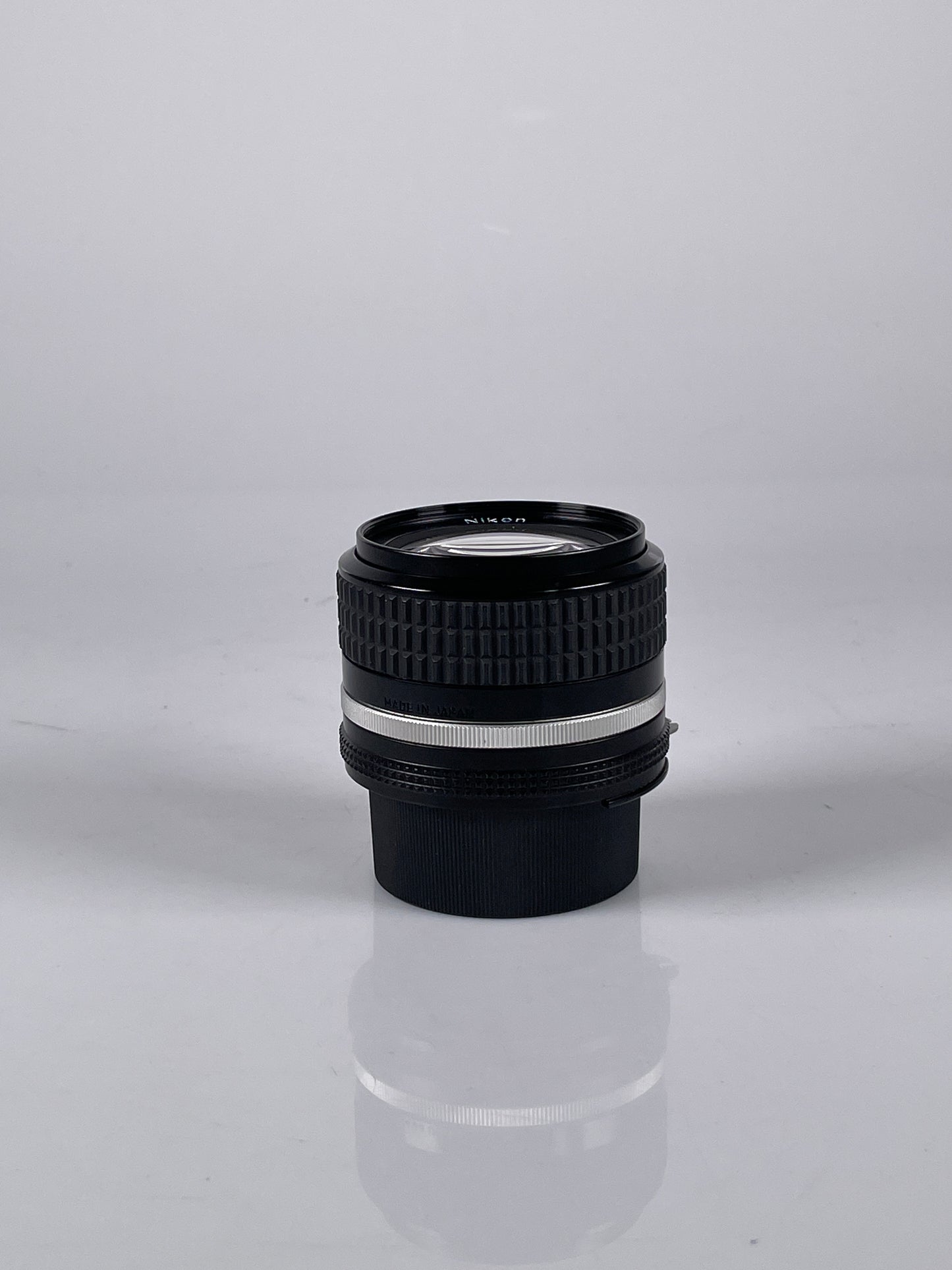 Nikon Nikkor AIS AI-S 24mm f2.8 35mm camera Lens