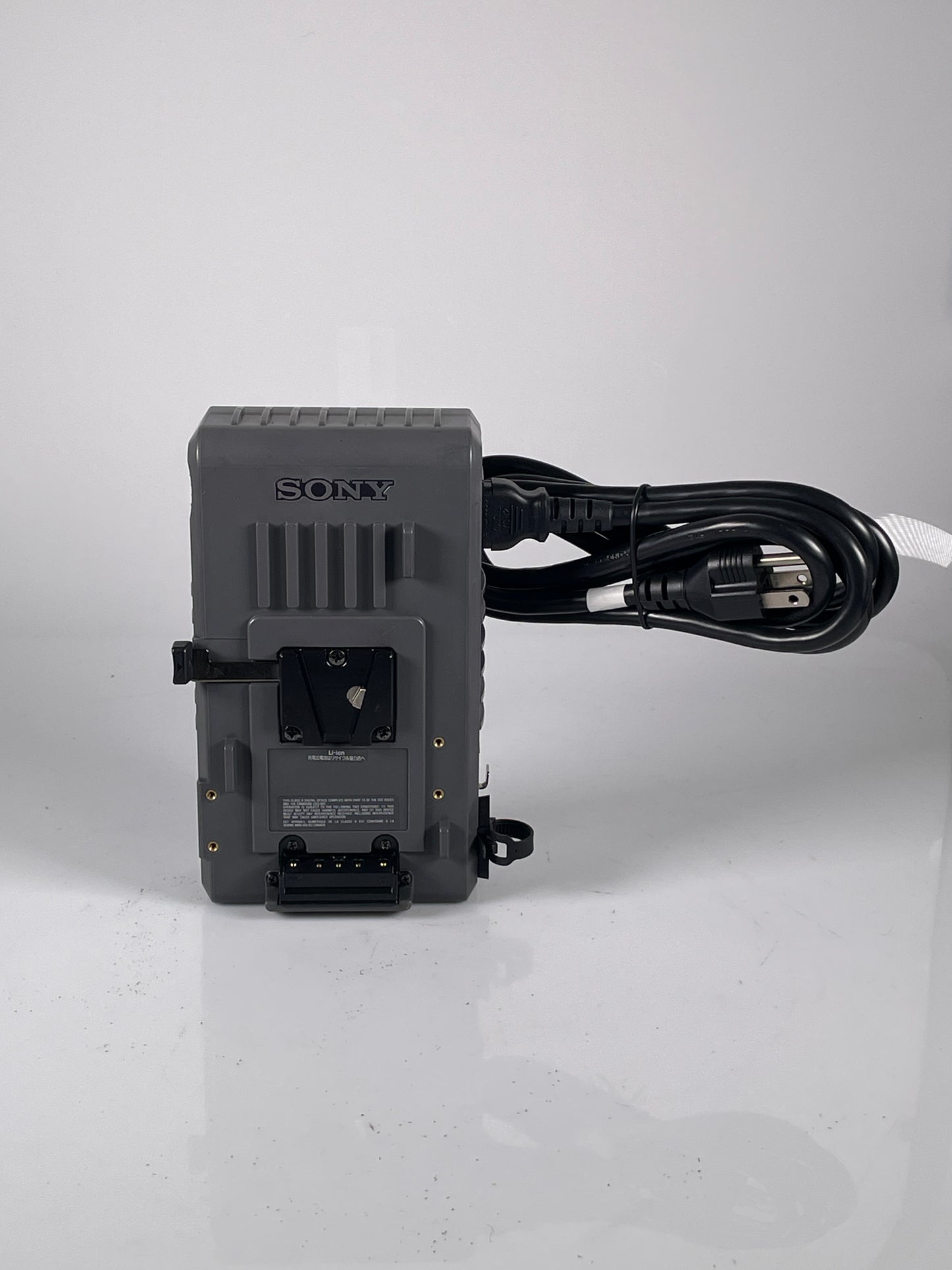 Sony AC-DN10 AC Adaptor Battery Charger/ V-mount