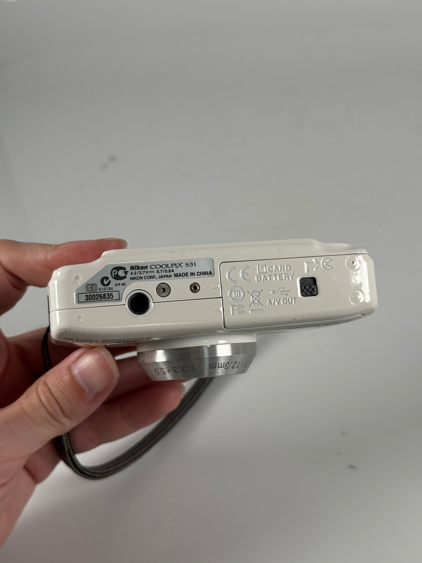 Nikon Coolpix S31 Waterproof 10.1mp Camera White