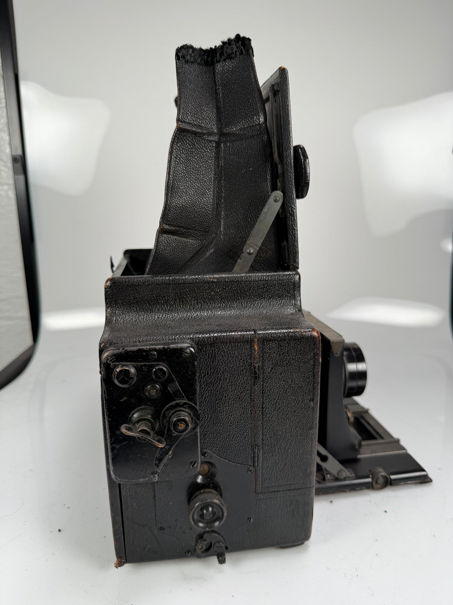 Graflex 3A Bellows Camera with Bausch Lomb Zeiss tessar 5x7 lens
