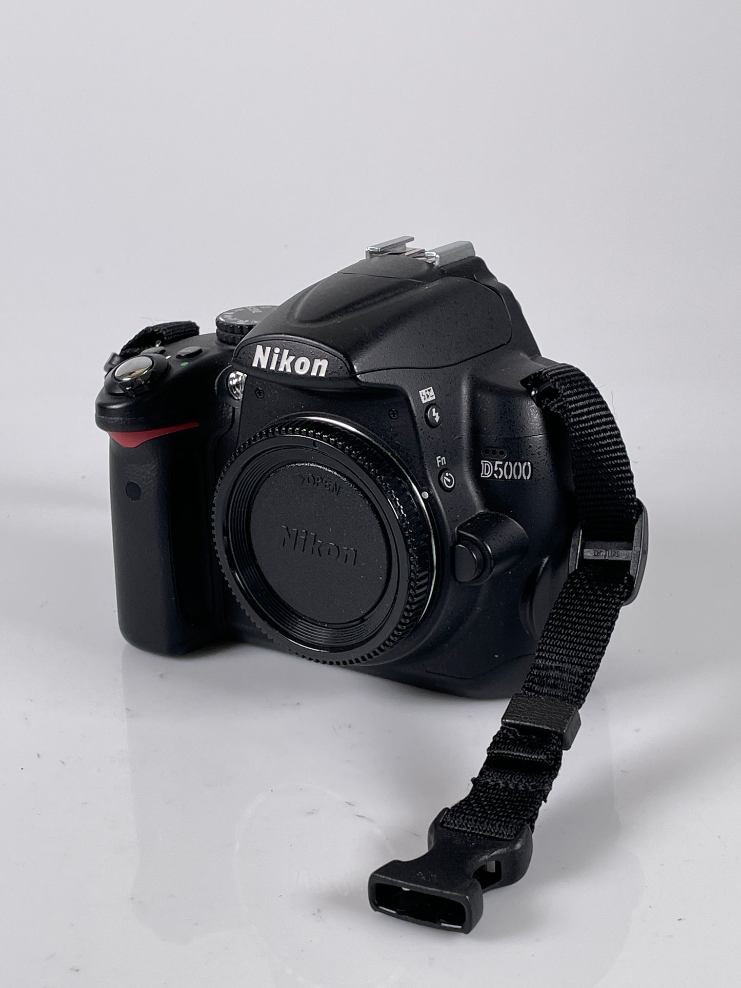 Nikon D5000 DSLR digital Camera body