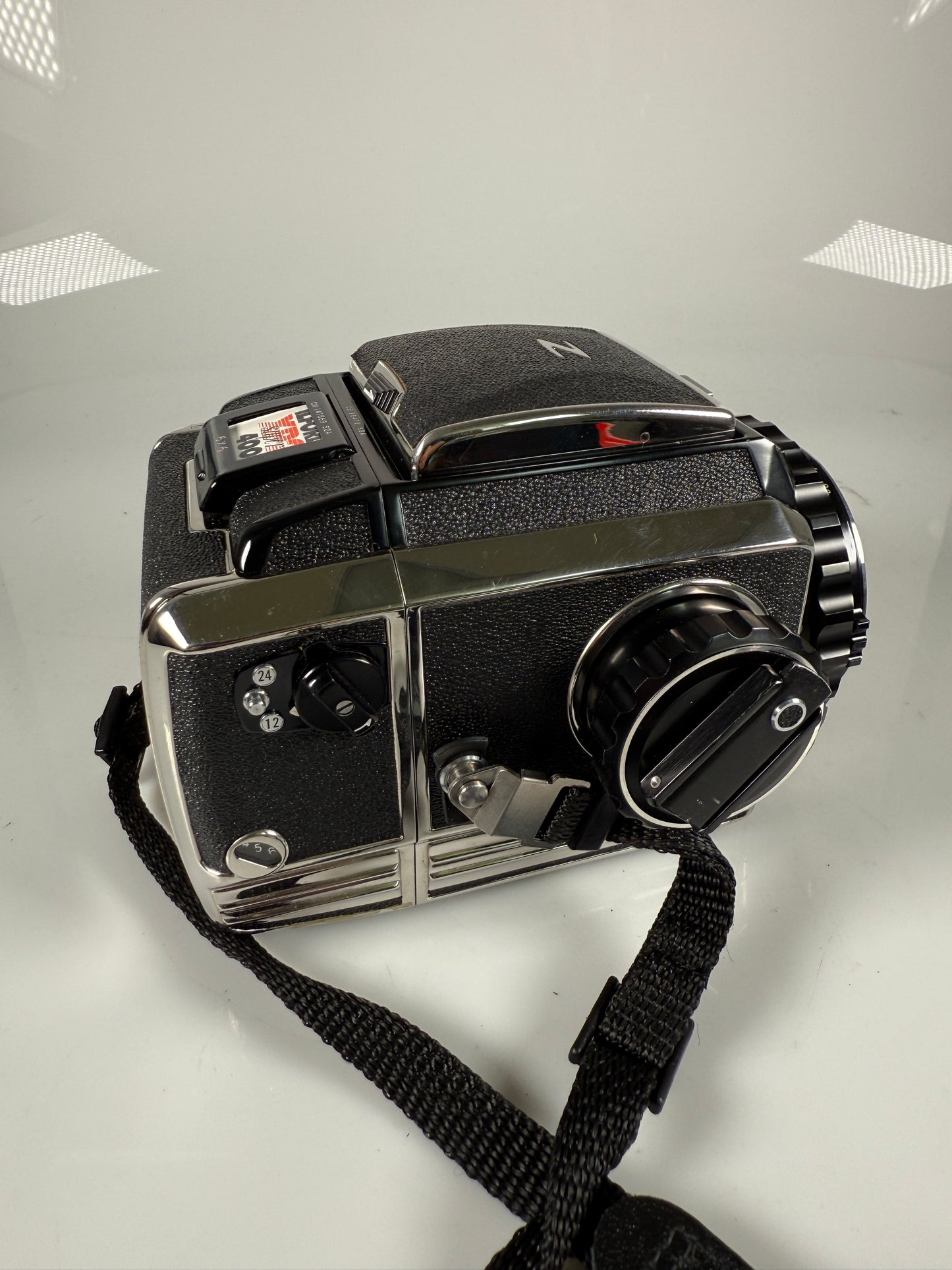 Zenza Bronica S2 Film Camera Nikon Nikkor-P 7.5cm 75mm f2.8 Lens 120 Back
