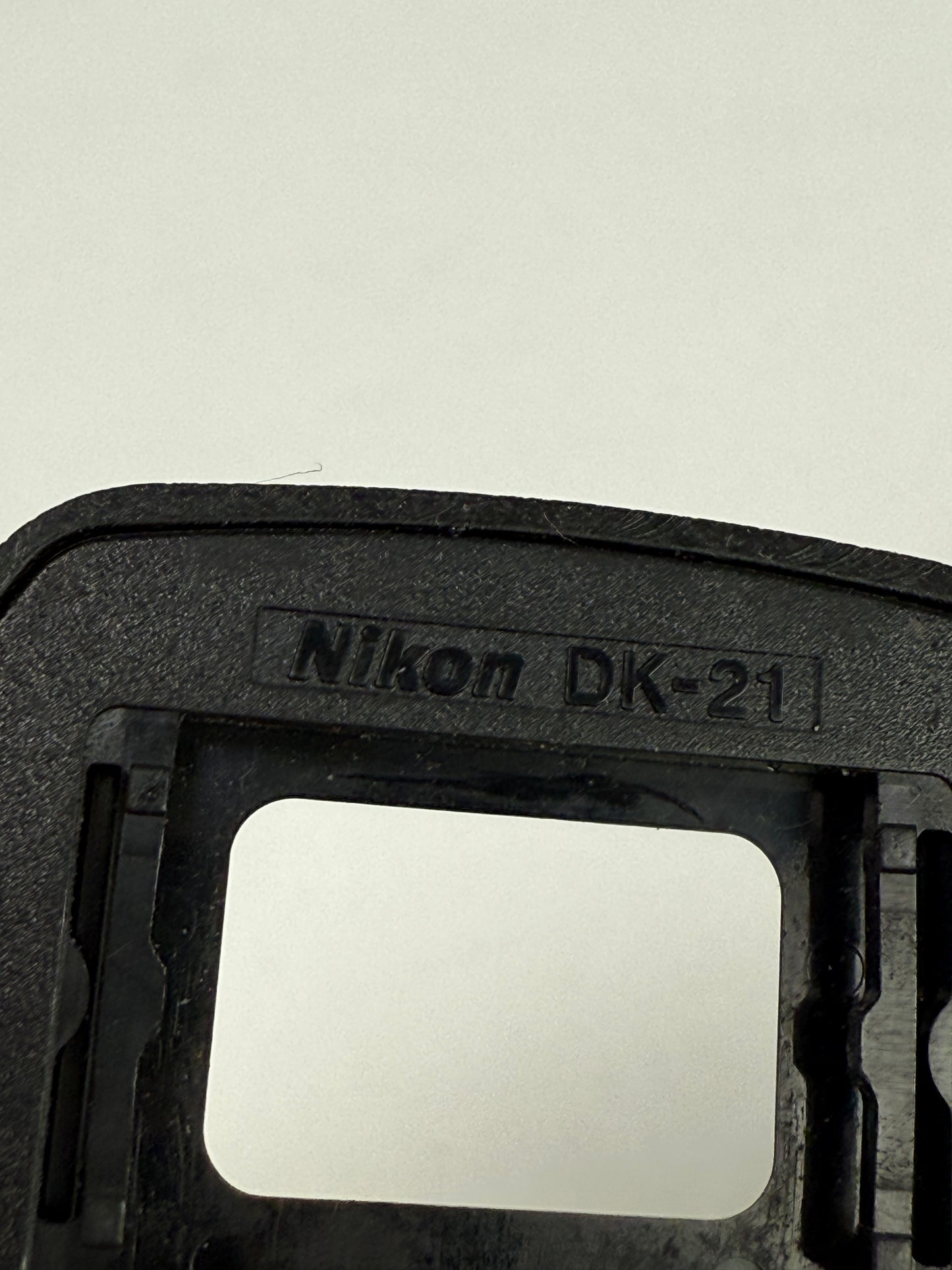 Nikon DK-21 eyecup for D200 D80 D90 D300 D750 camera