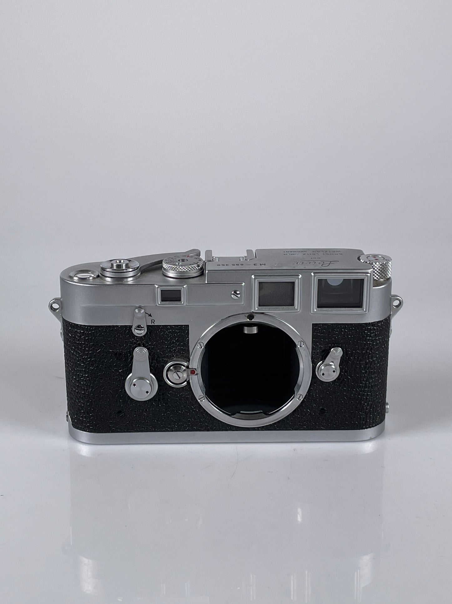 Leica M3 DS Double Stroke Rangefinder 35mm Film Camera