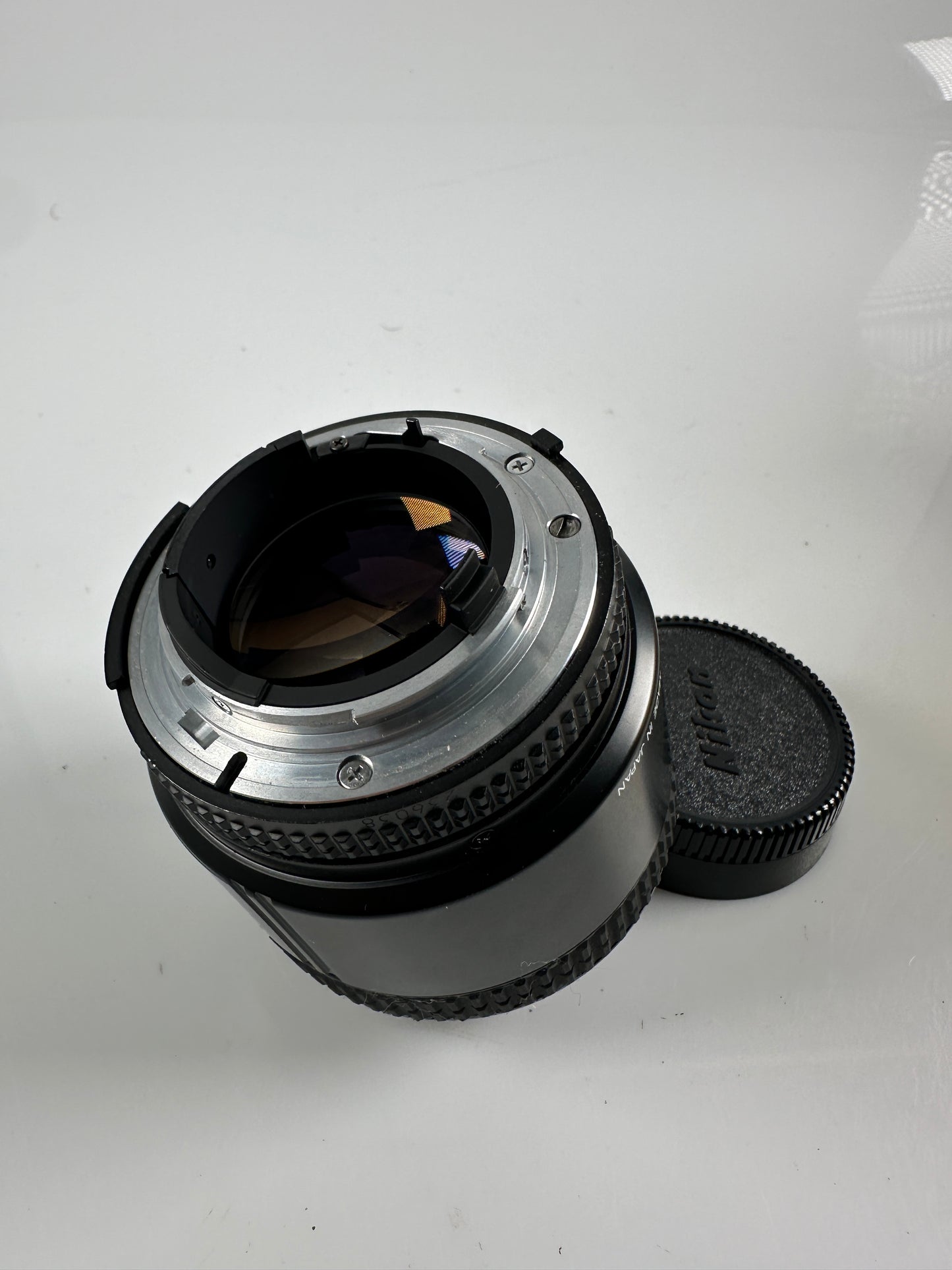 Nikon AF Nikkor 85mm f1.8 Lens