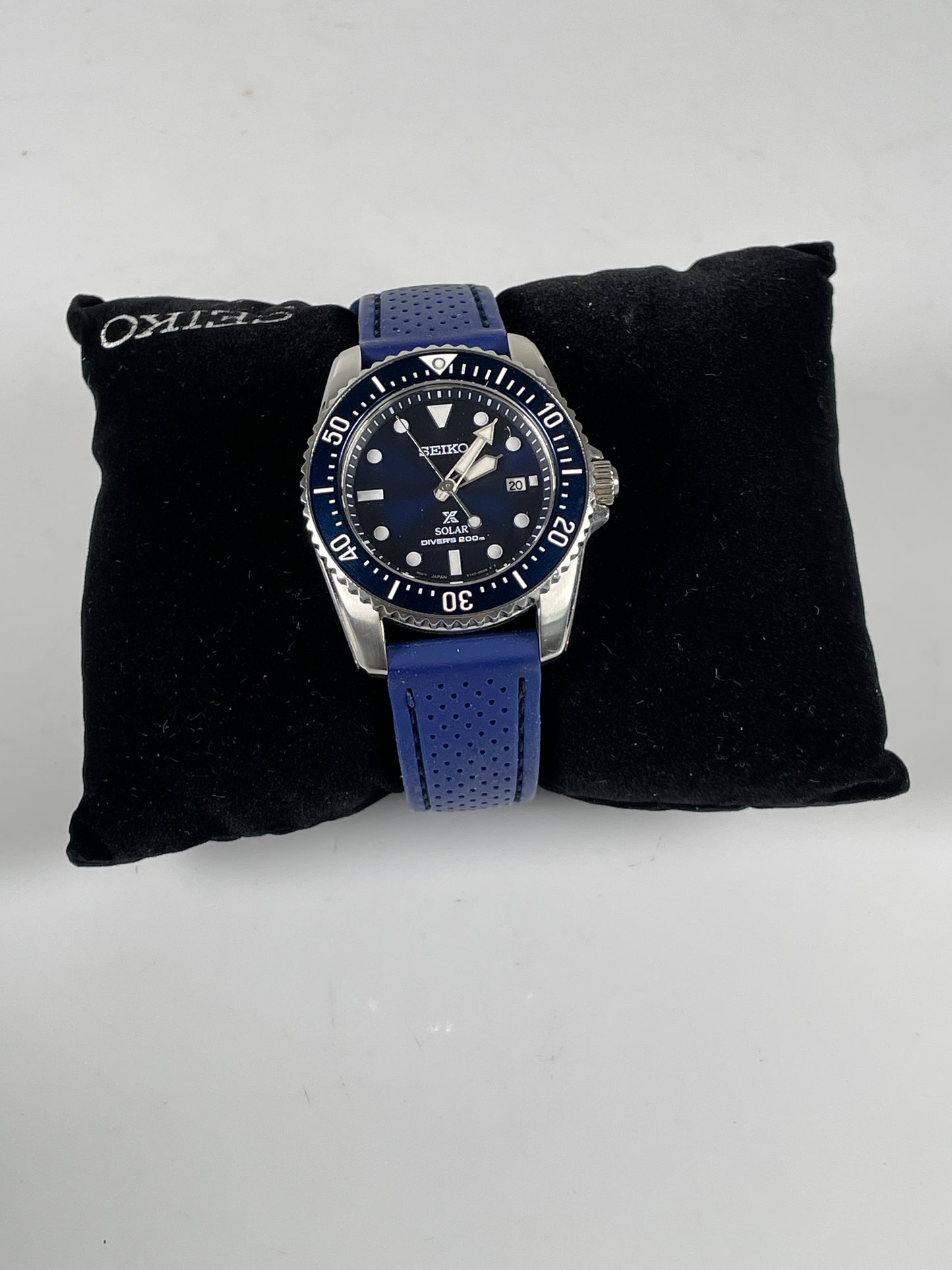 SEIKO Prospex Diver's V147-0CS0 200m Men's Solar Watch in BOX