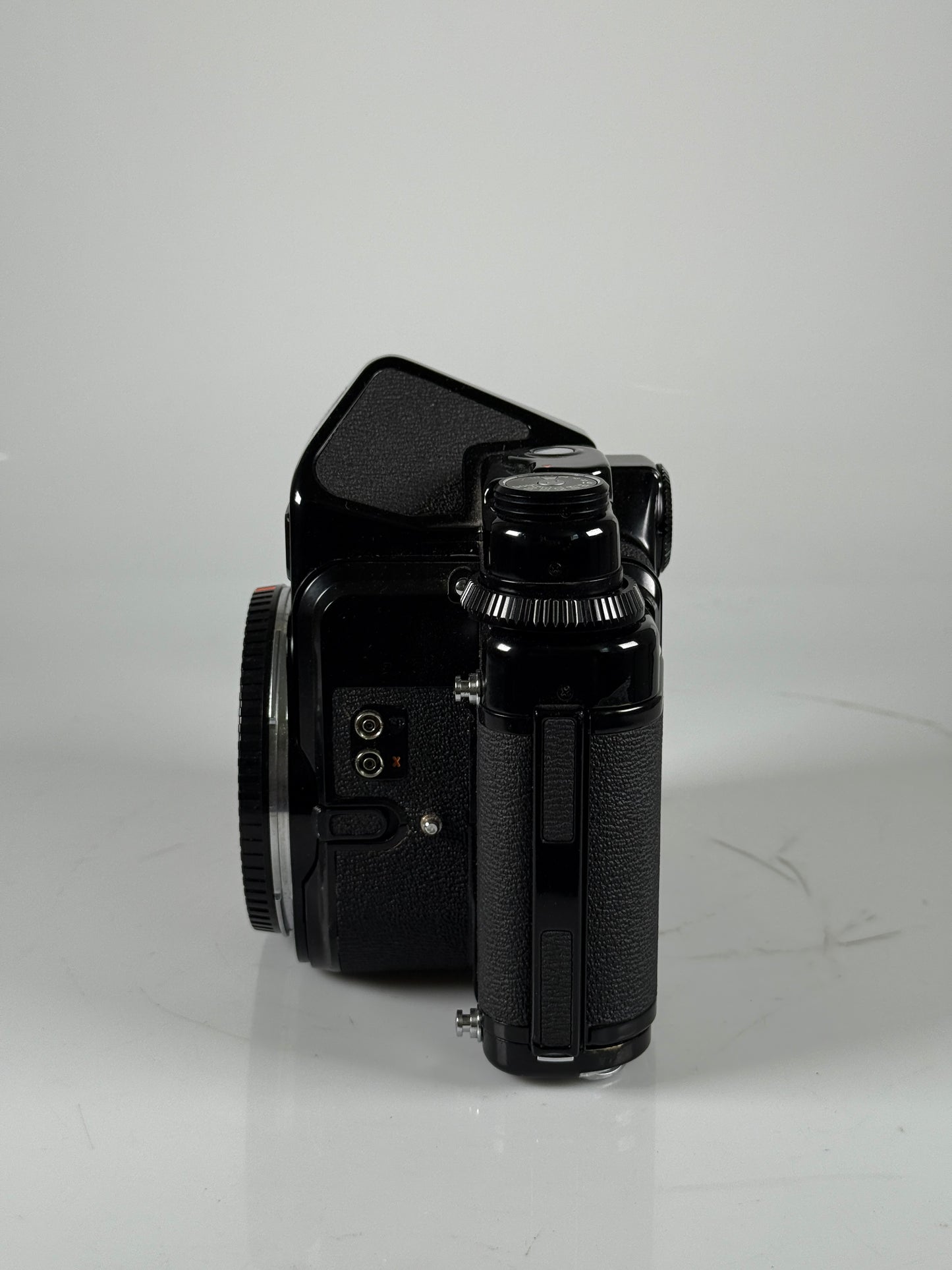 Pentax 67 6x7 Mirror Up MLU Body with metered prism