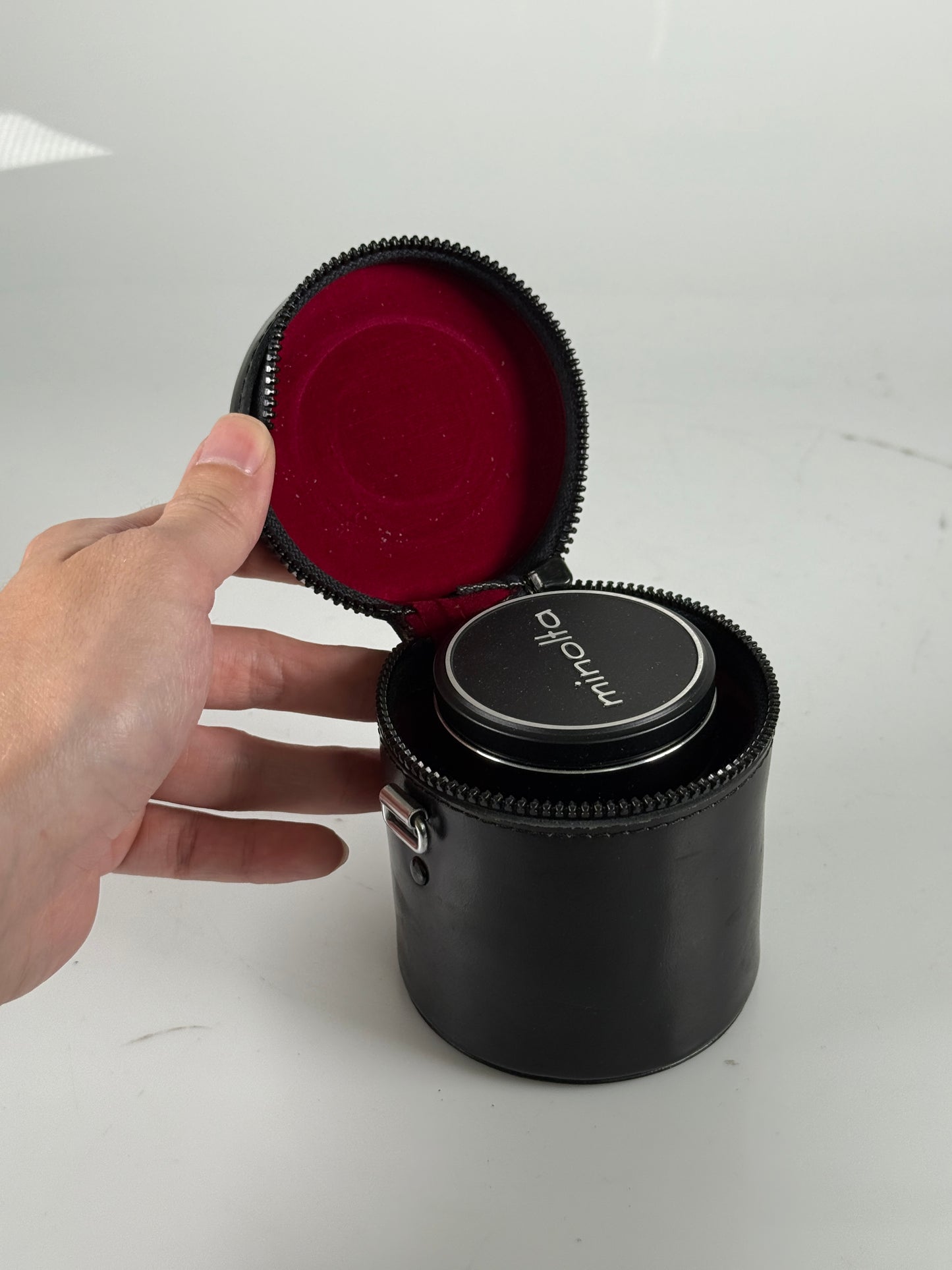 Minolta MC W.Rokkor SI 28mm f2.5 Wide angle MF Lens