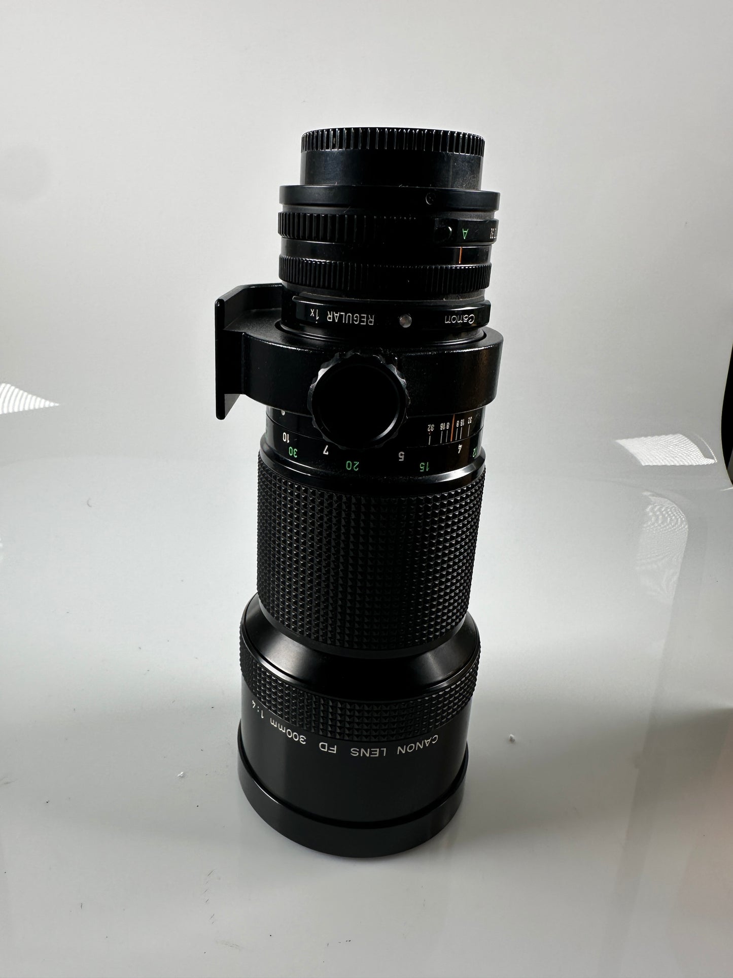Canon New FD NFD 300mm f4 MF Telephoto Lens For FD Mount