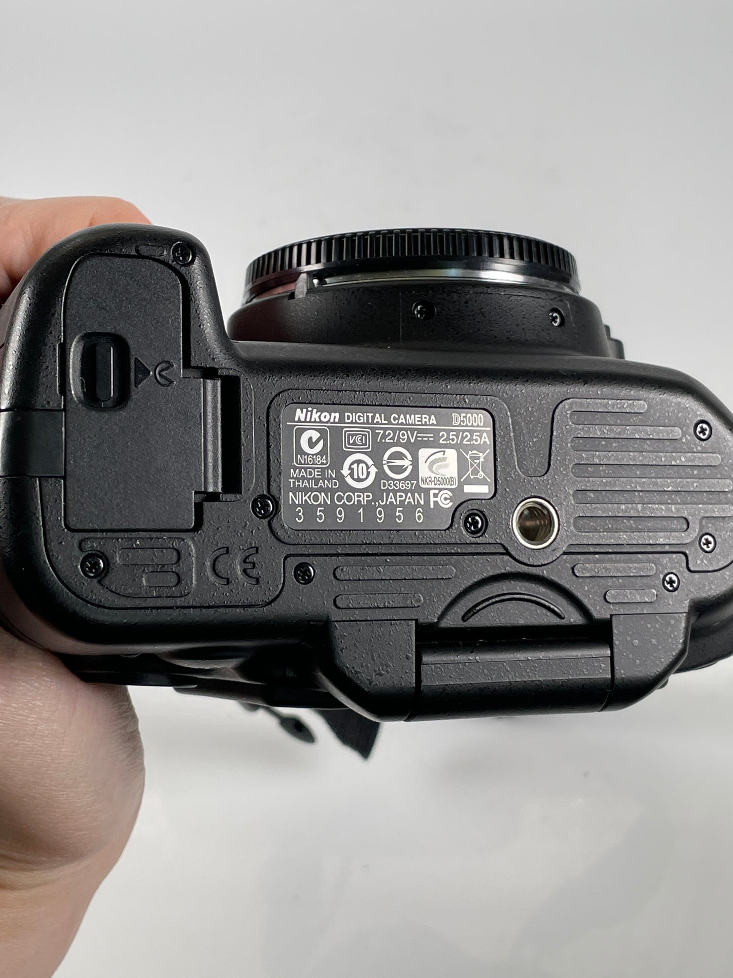 Nikon D5000 DSLR digital Camera body